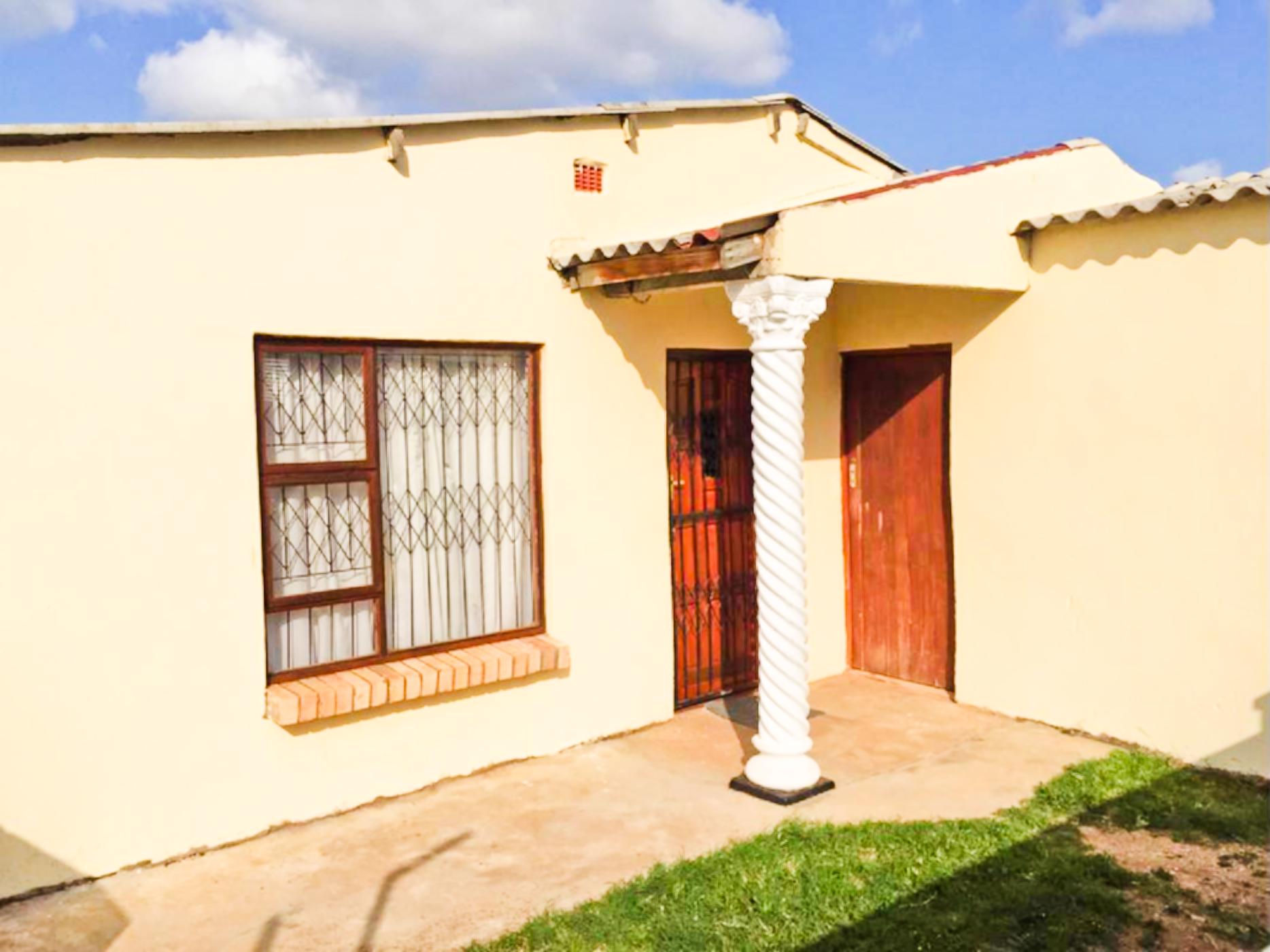 2 Bedroom House For Sale Motherwell 1PLZ1369284 Pam Golding