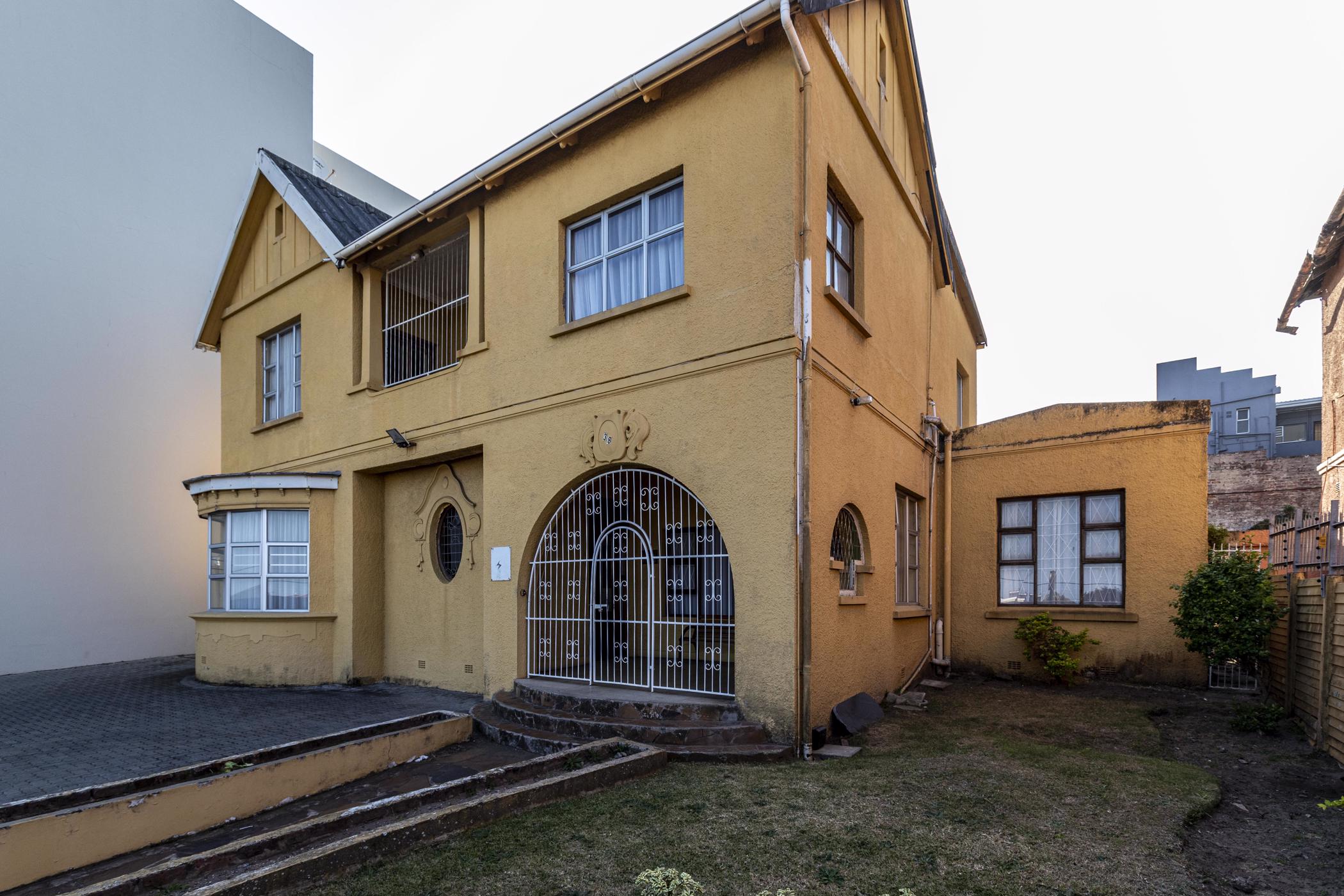 7 Bedroom Doublestorey House For Sale Quigney 1ET1491046 Pam