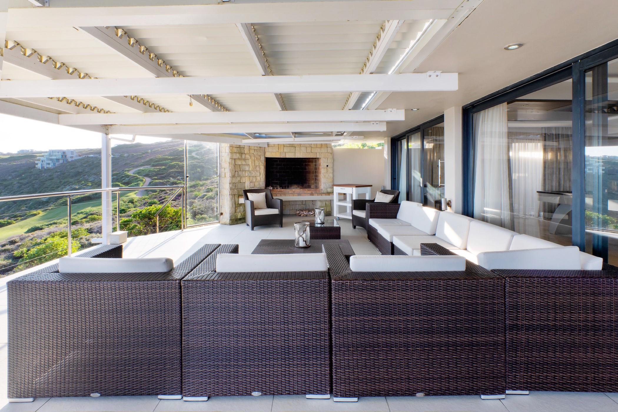 5 Bedroom House For Sale Pinnacle Point Golf Estate 1MB1496568