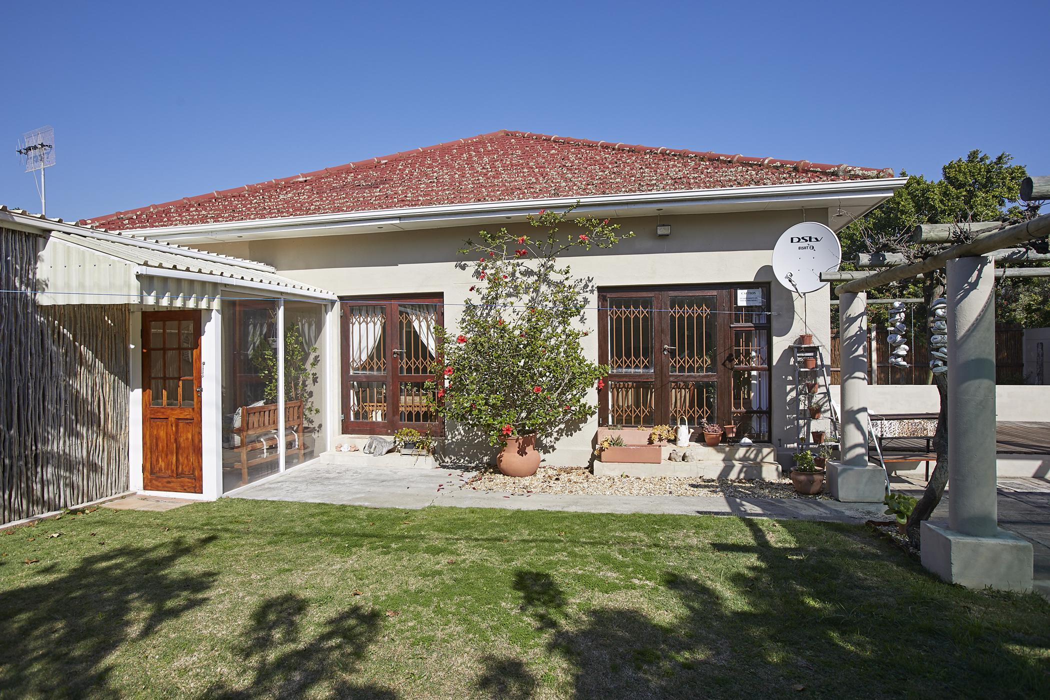 2 Bedroom House For Sale Pinelands (Cape Town) KW1494095 Pam