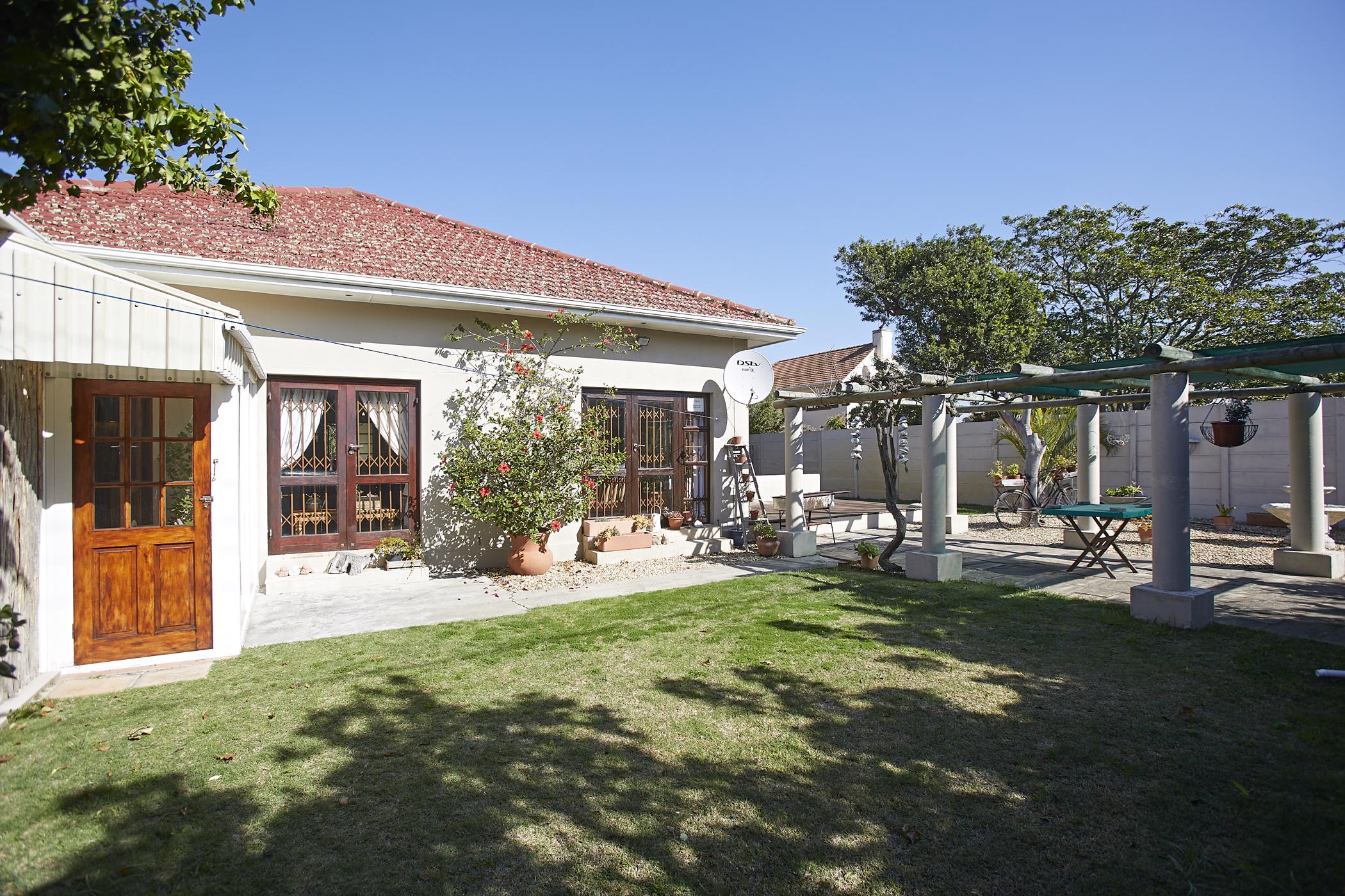 2 Bedroom House For Sale Pinelands (Cape Town) KW1494095 Pam