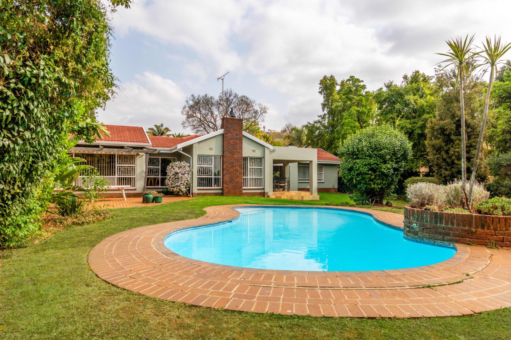 4 Bedroom House For Sale Northcliff (Johannesburg) RAN1501225 Pam