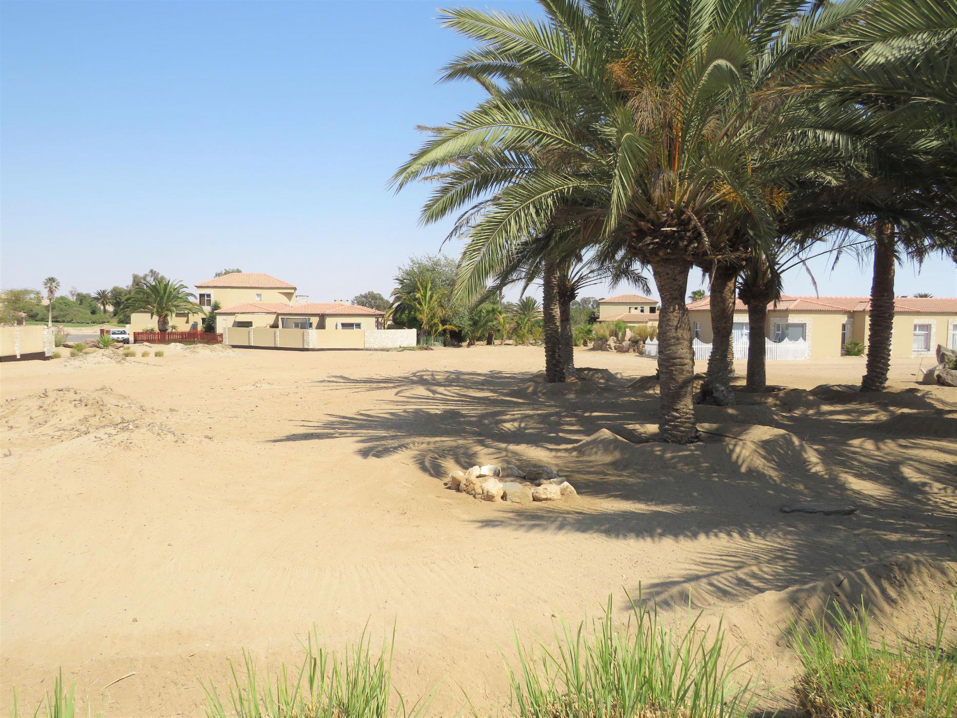 1188 m&sup2; residential vacant land for sale in Rossmund Golf Estate (Namibia)