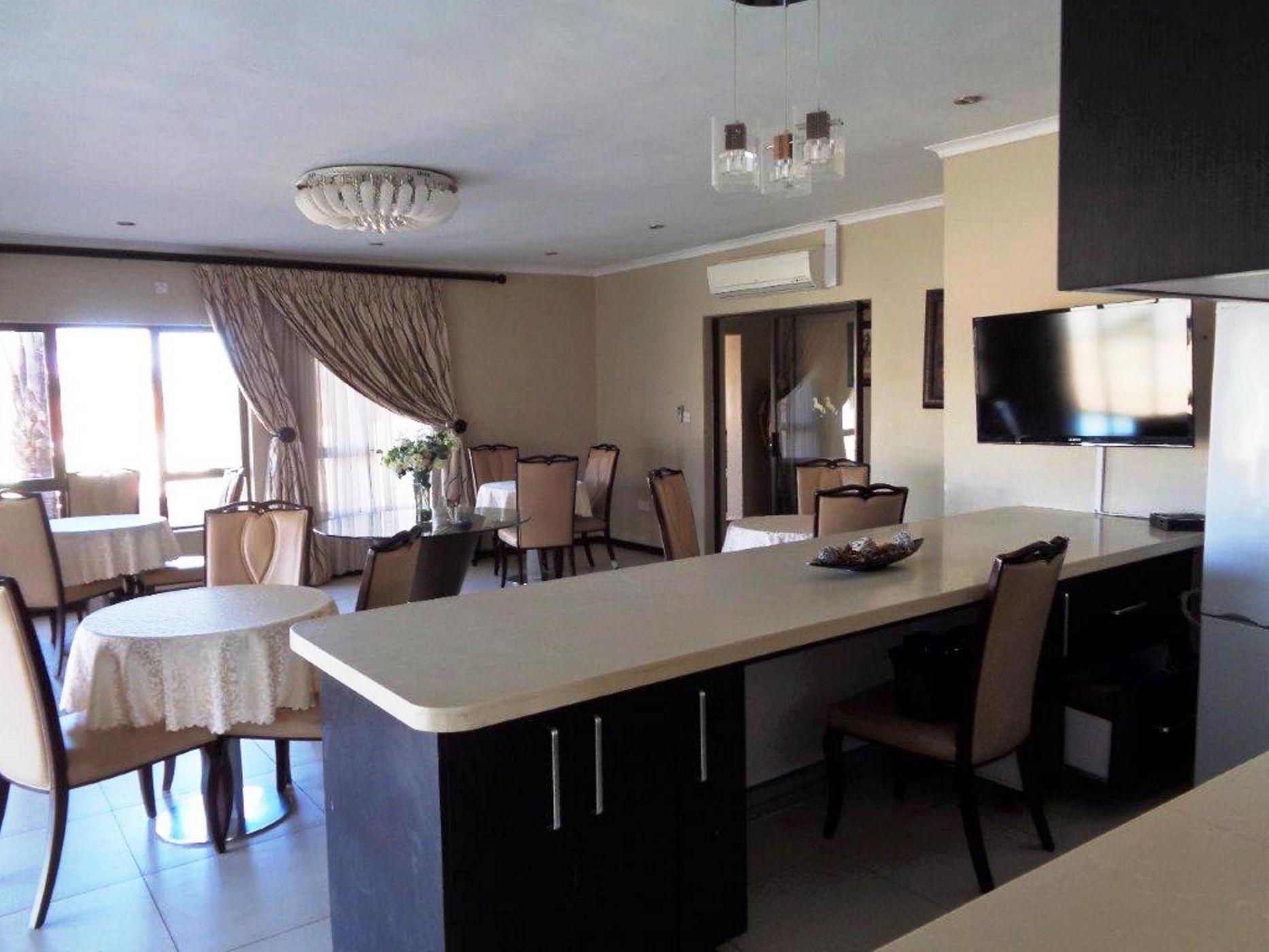 10 Bedroom House For Sale Gaborone North (Botswana) 3BO1625895