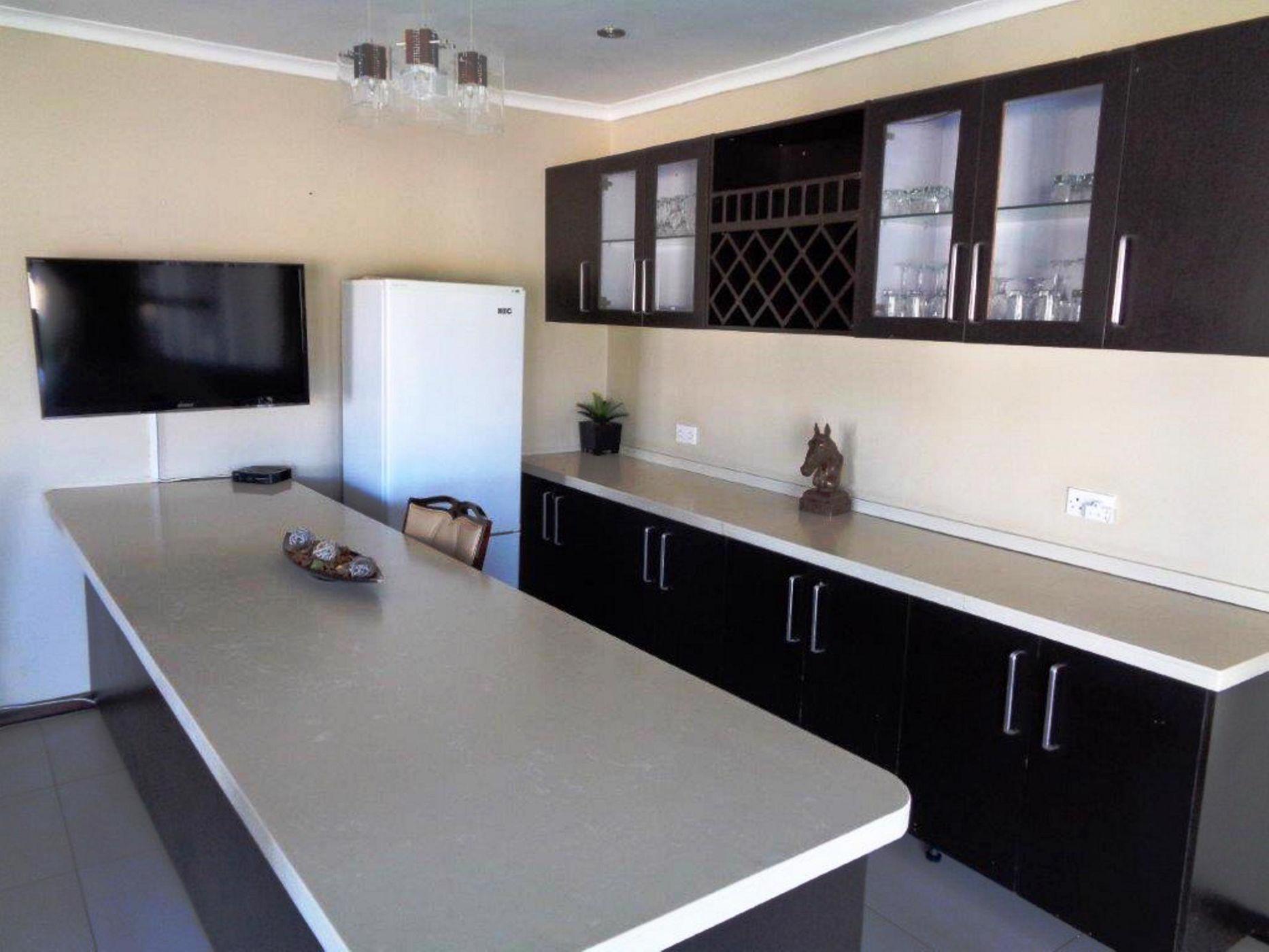 10 Bedroom House For Sale Gaborone North (Botswana) 3BO1625895