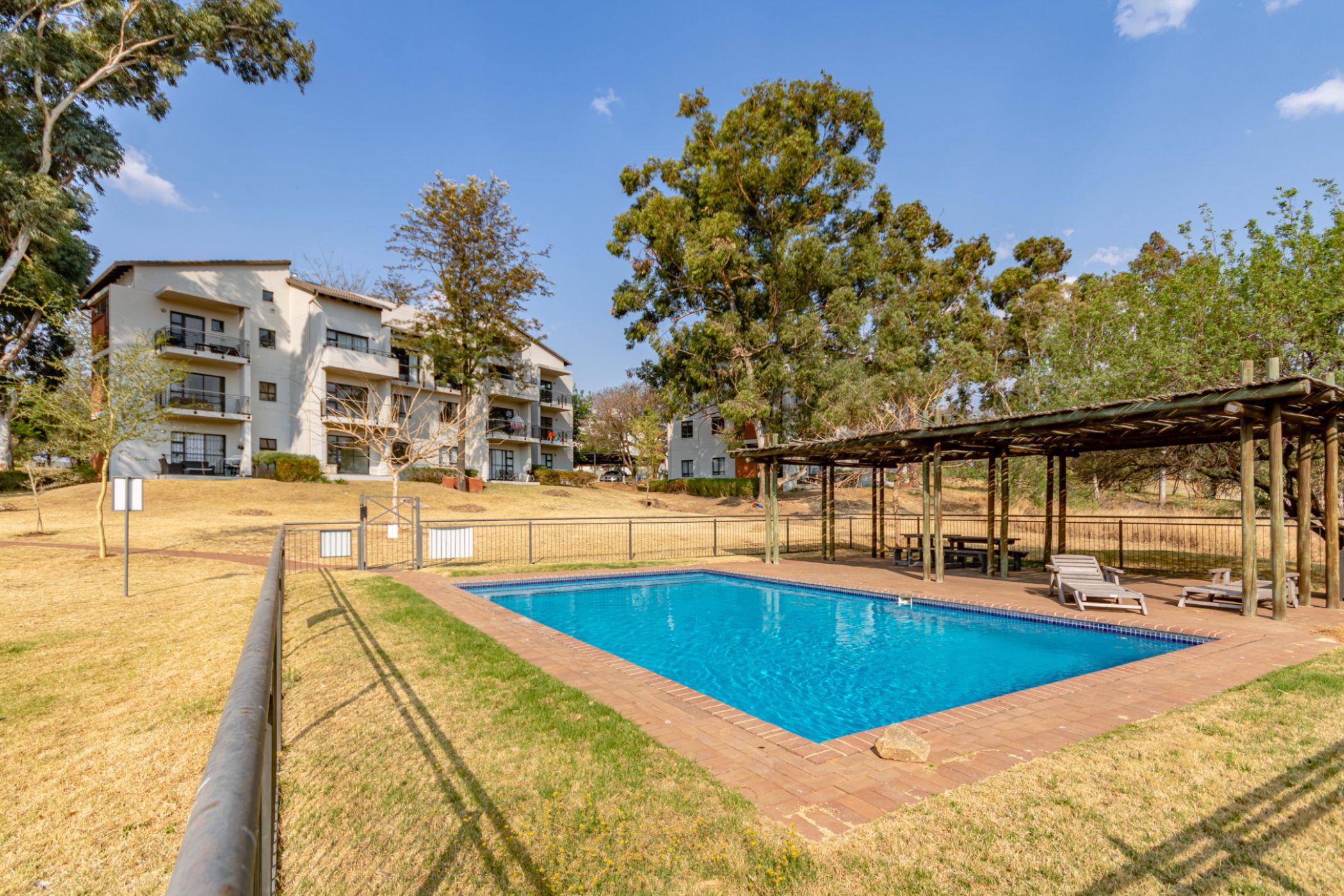 2 Bedroom Townhouse For Sale Jackal Creek Golf Estate RAN1501331