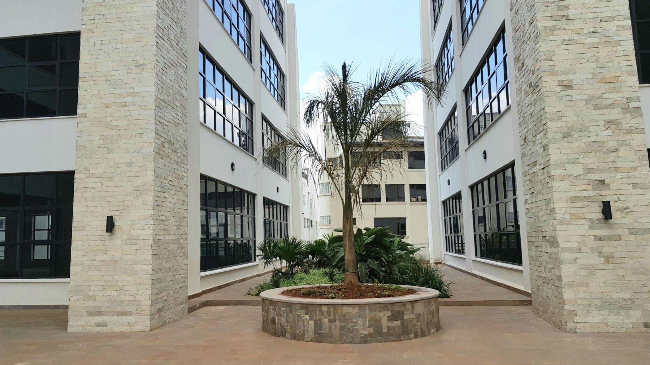 468 m&sup2; commercial office to rent in Riverside (Kenya)