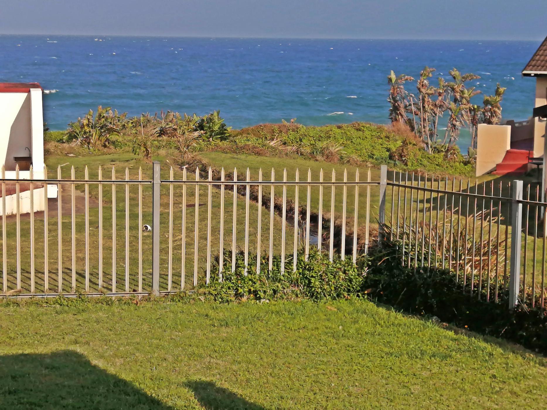 5 Bedroom Doublestorey House For Sale Glenmore Beach 1PD1500253