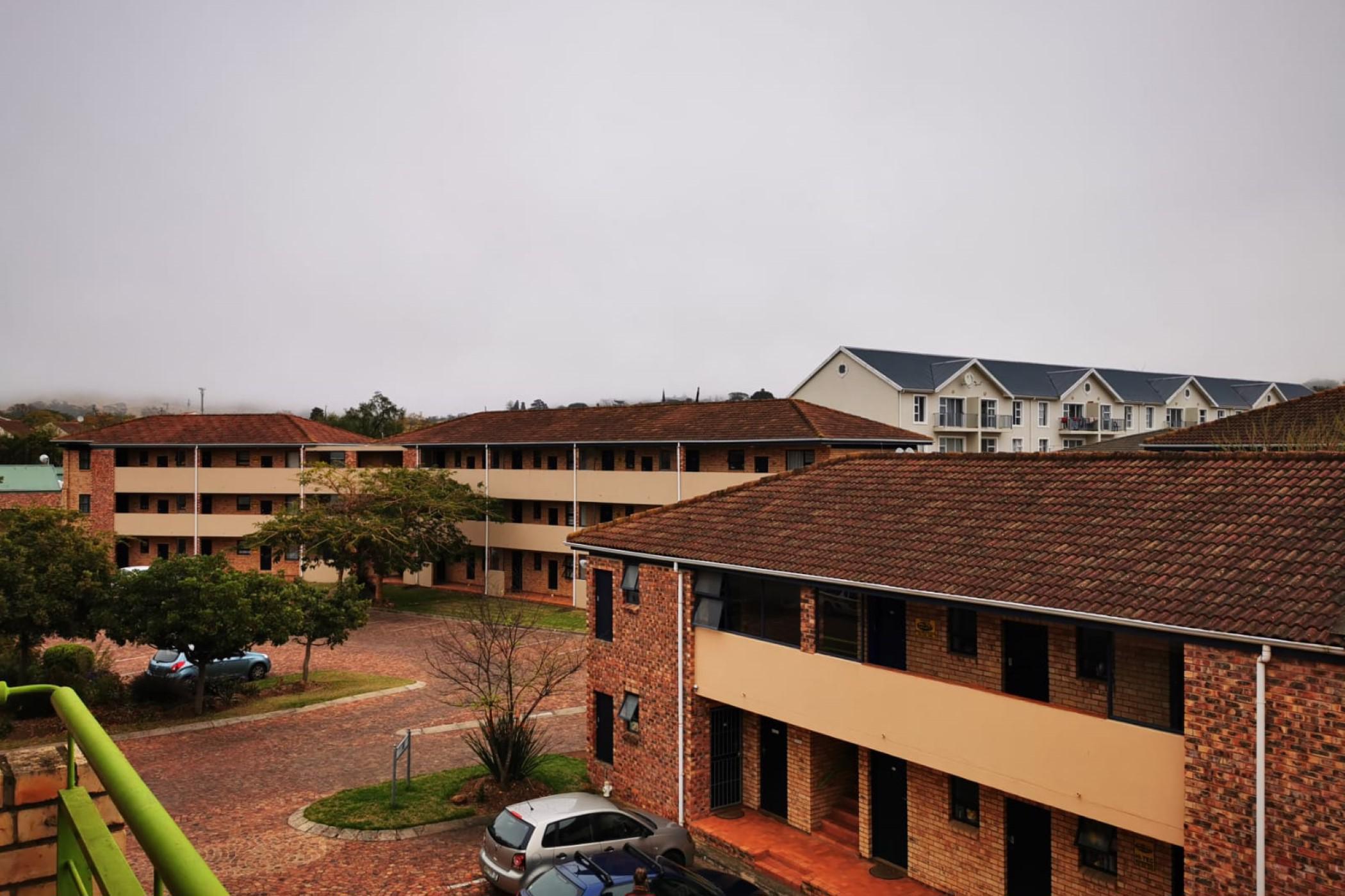 2 Bedroom Apartment To Rent Makhanda (Grahamstown) Central 1GC1582632 Pam Golding Properties