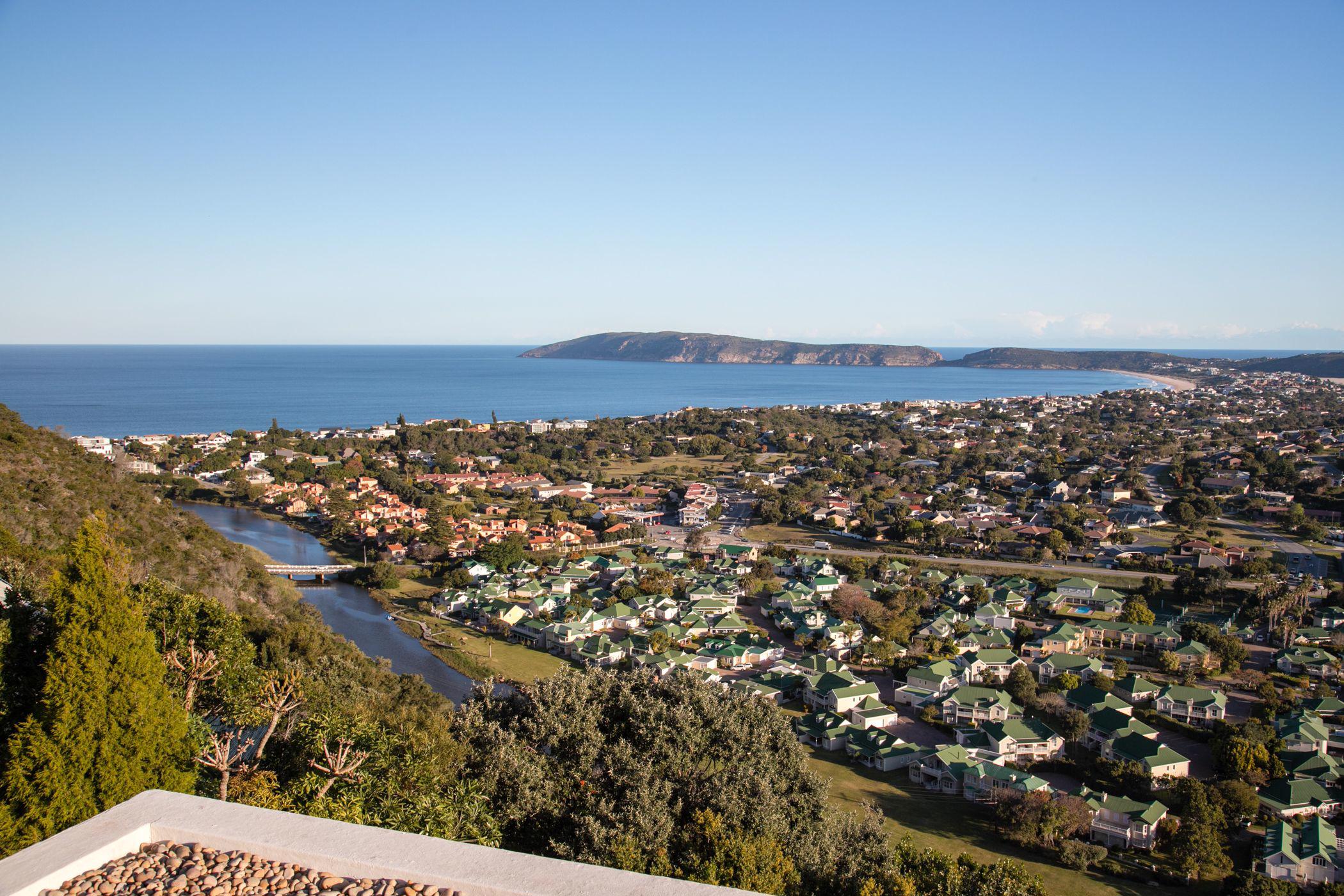 4 Bedroom House For Sale Signal Hill (Plettenberg Bay) 1KG1502519