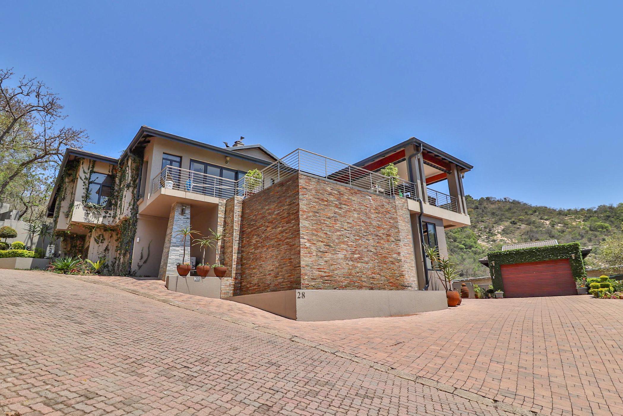 4 Bedroom House For Sale Nelspruit (Mbombela) 1NS1505288 Pam