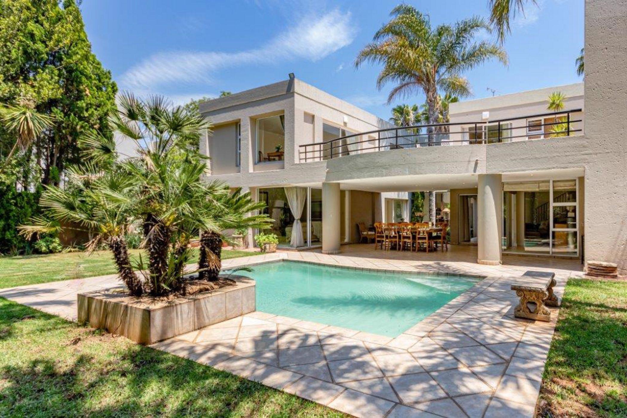 4 bedroom double-storey cluster for sale in Bedfordview
