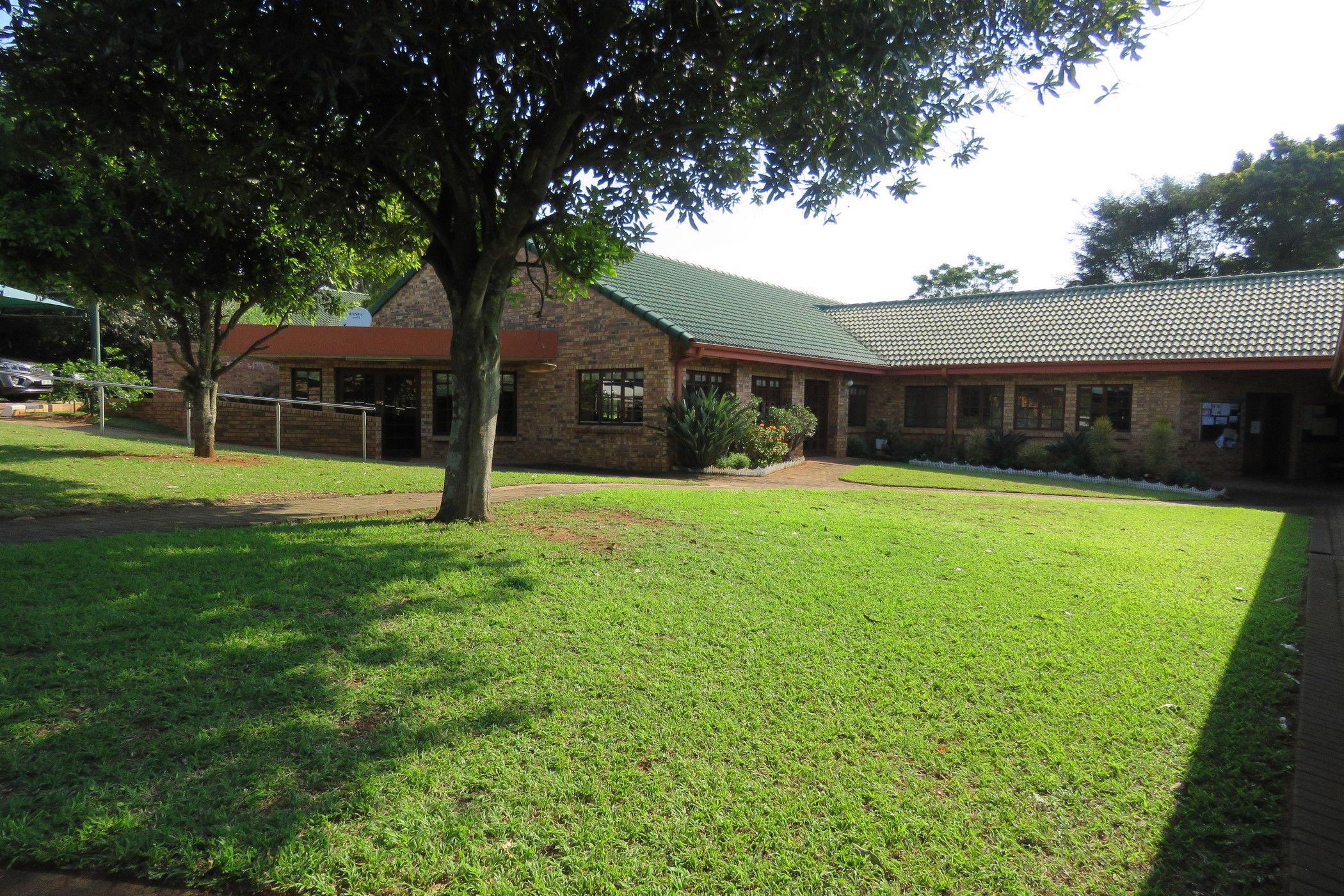 1 Bedroom Bachelor Retirement Apartment For Sale White River