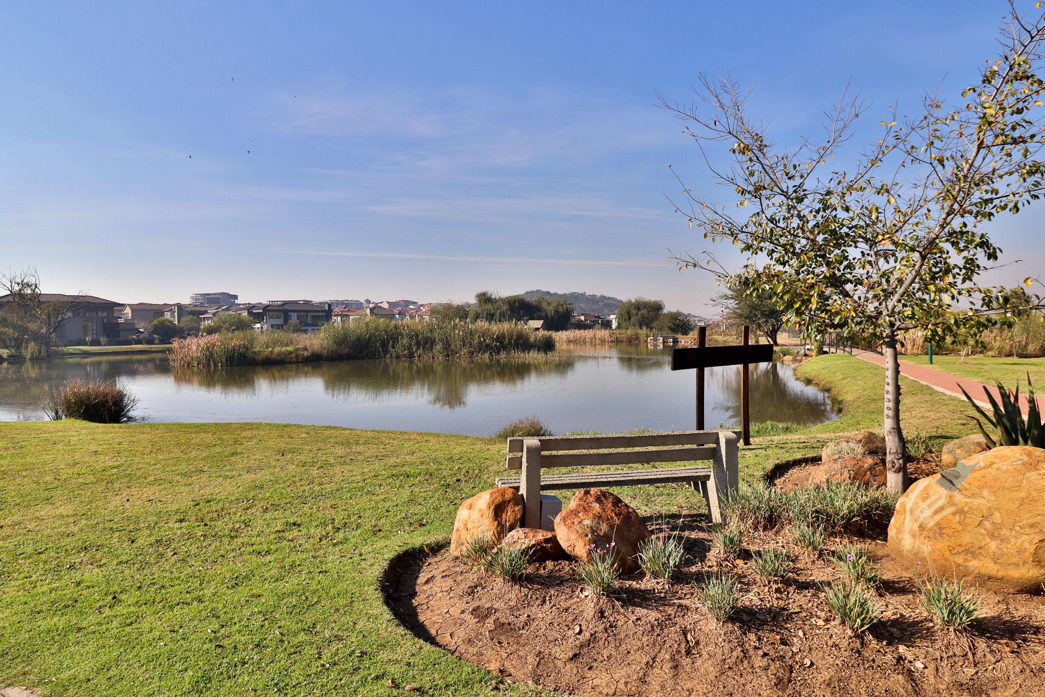 697 m2 Residential Vacant Land For Sale Aspen Lakes 1GV1327811