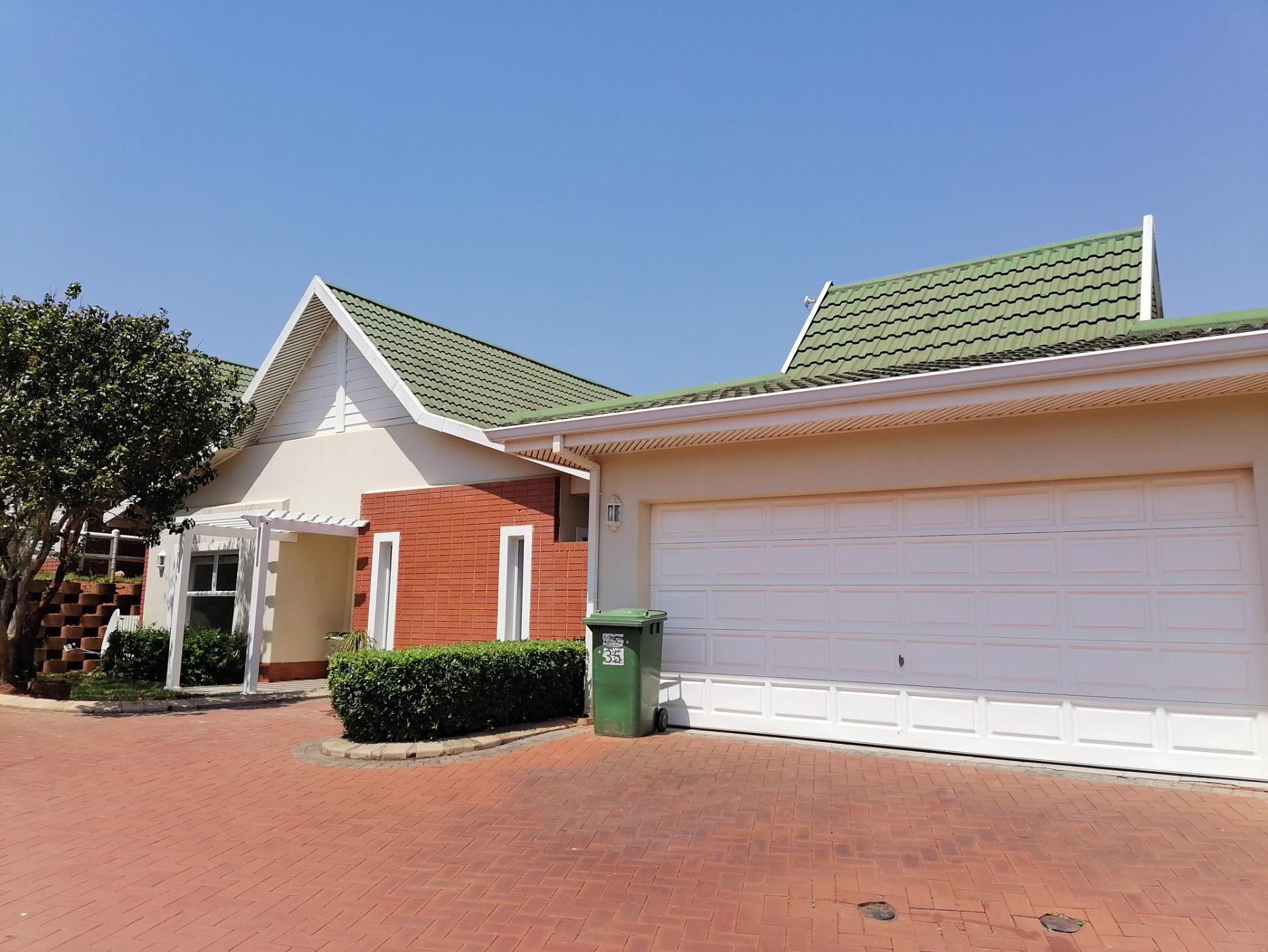 2 Bedroom Townhouse To Rent Mount 1MT1505836 Pam