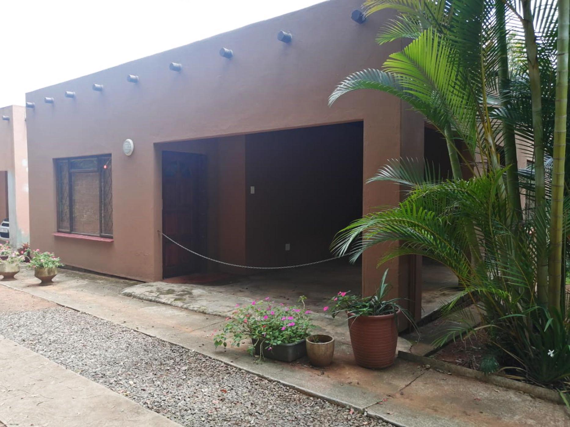 2 bedroom house for sale in Umzumbe