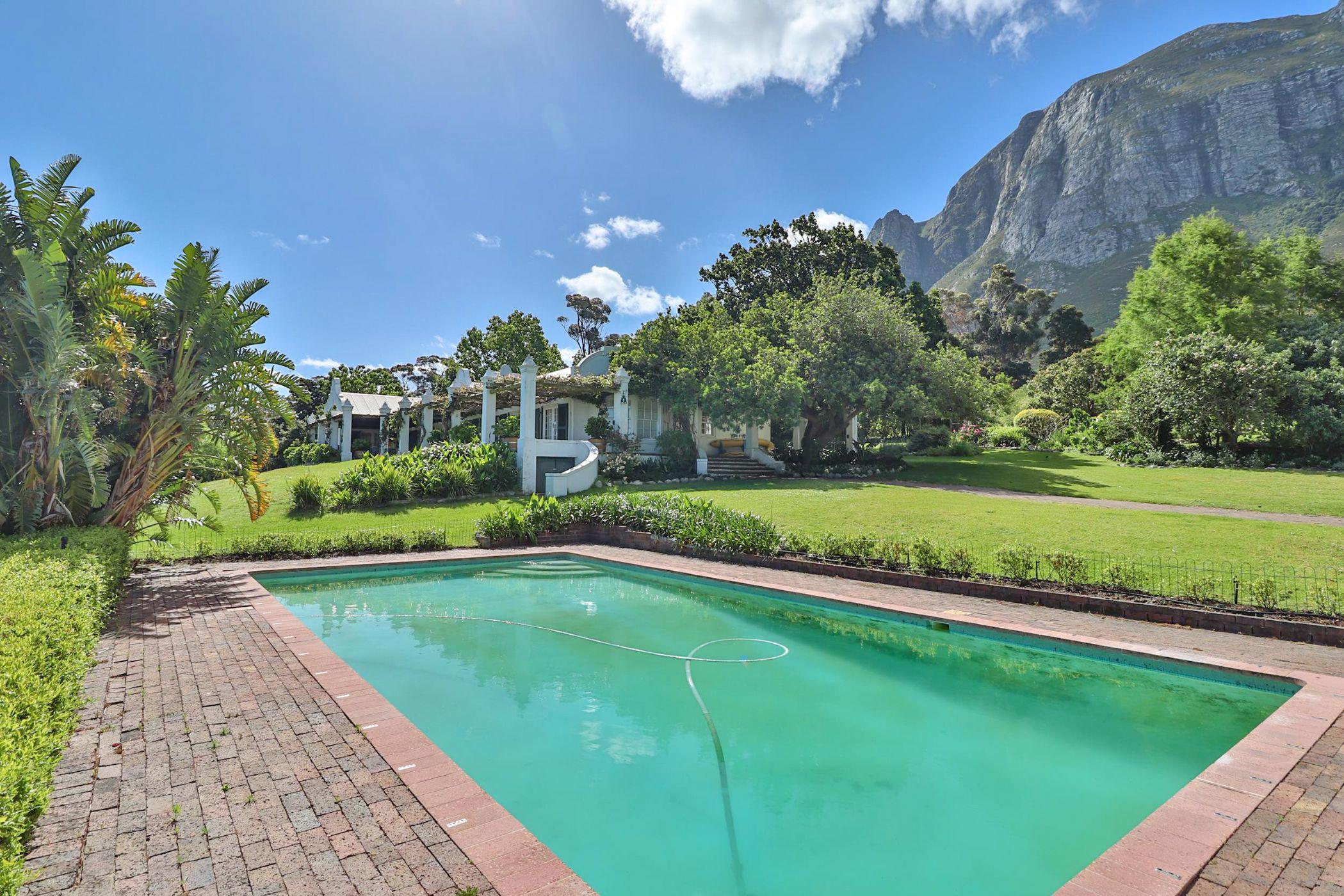 6 Bedroom House For Sale Hermanus Rural HF1562017 Pam Golding