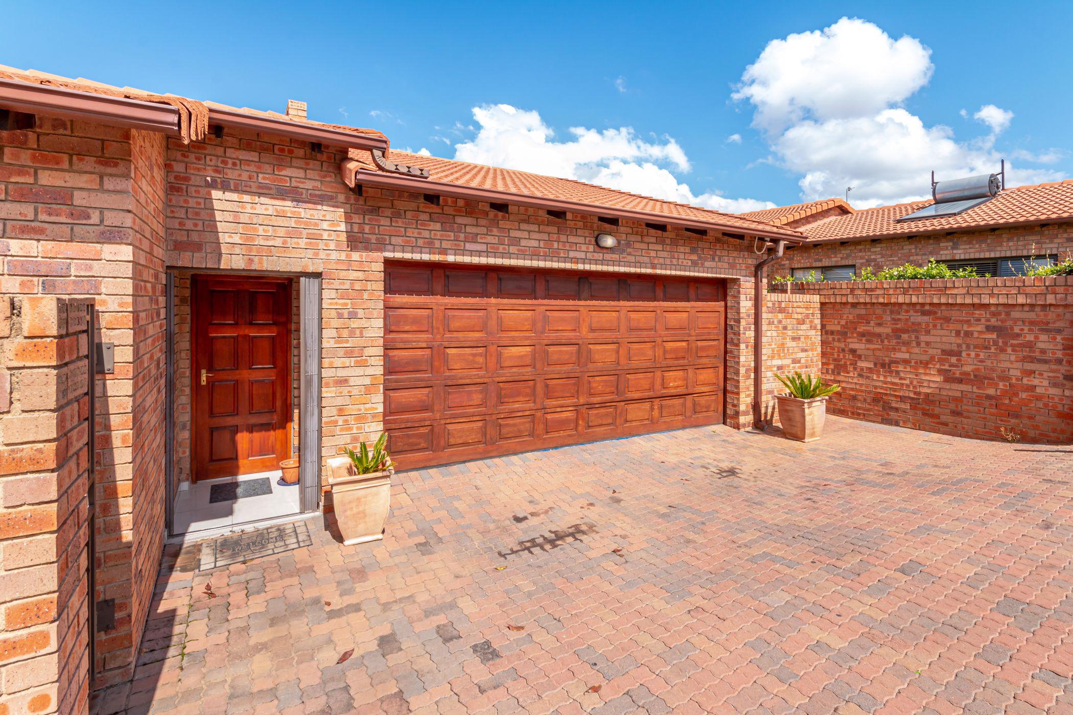 3 Bedroom Cluster House For Sale Honeydew Manor RAN1511219 Pam