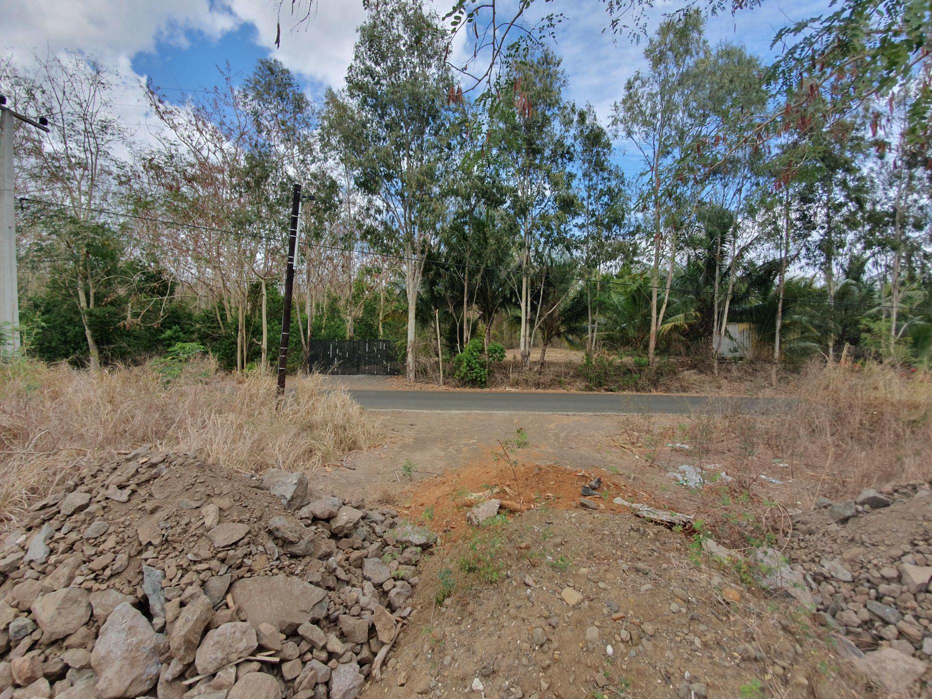 2177.5 m2 Residential Vacant Land For Sale Black River (Mauritius