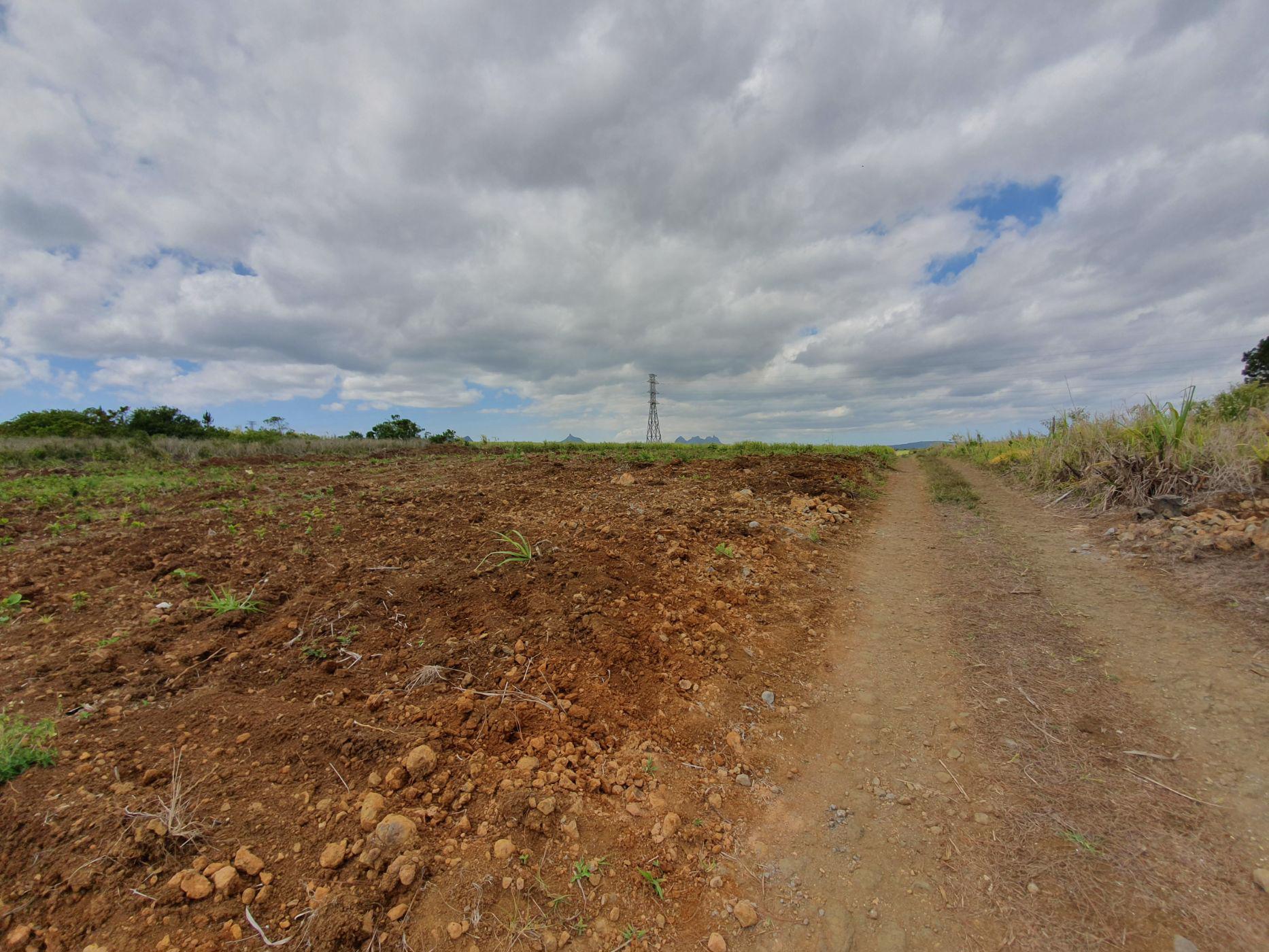 8441 m2 Commercial Vacant Land For Sale Phoenix (Mauritius