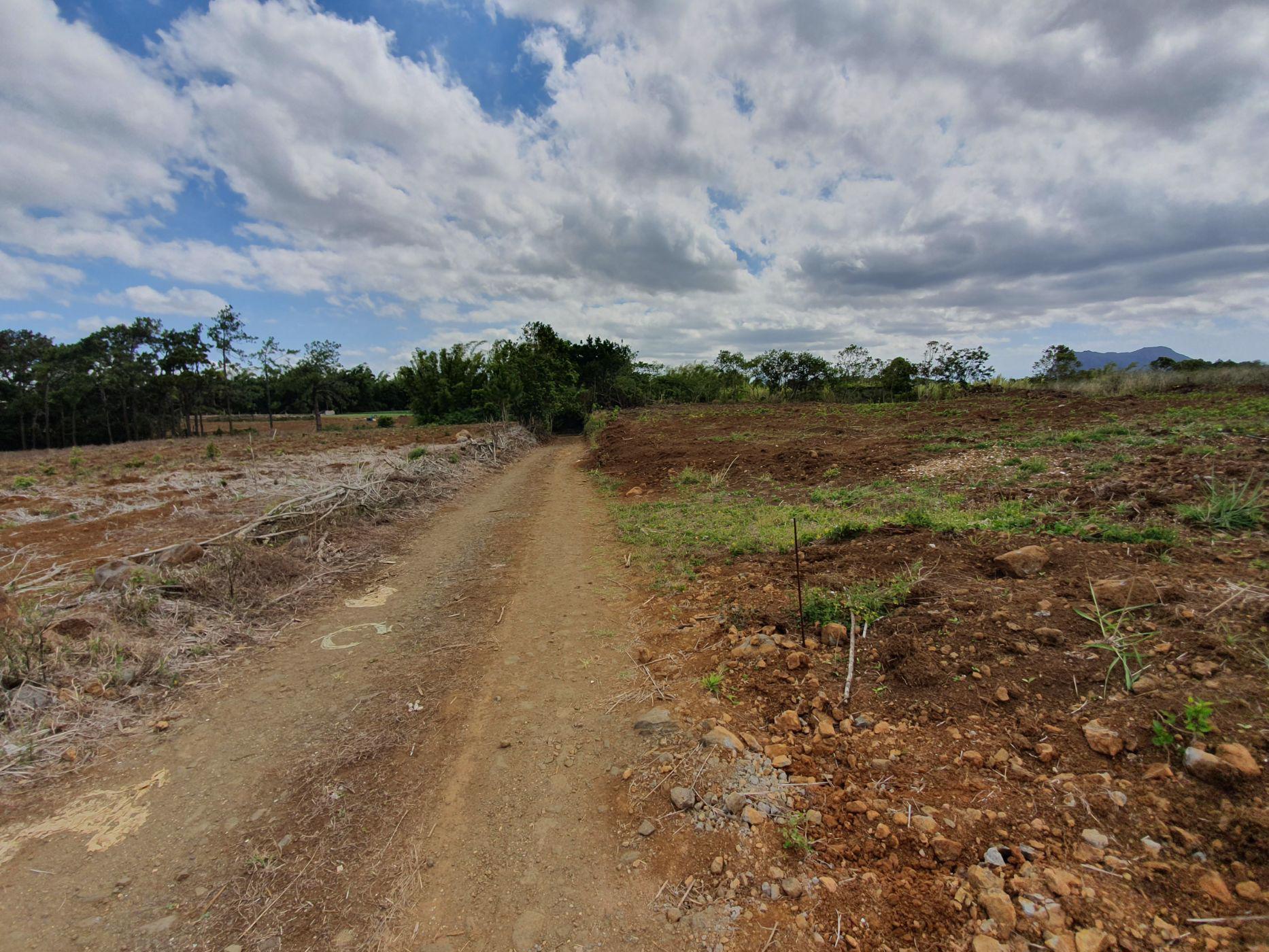 8441 m2 Commercial Vacant Land For Sale Phoenix (Mauritius