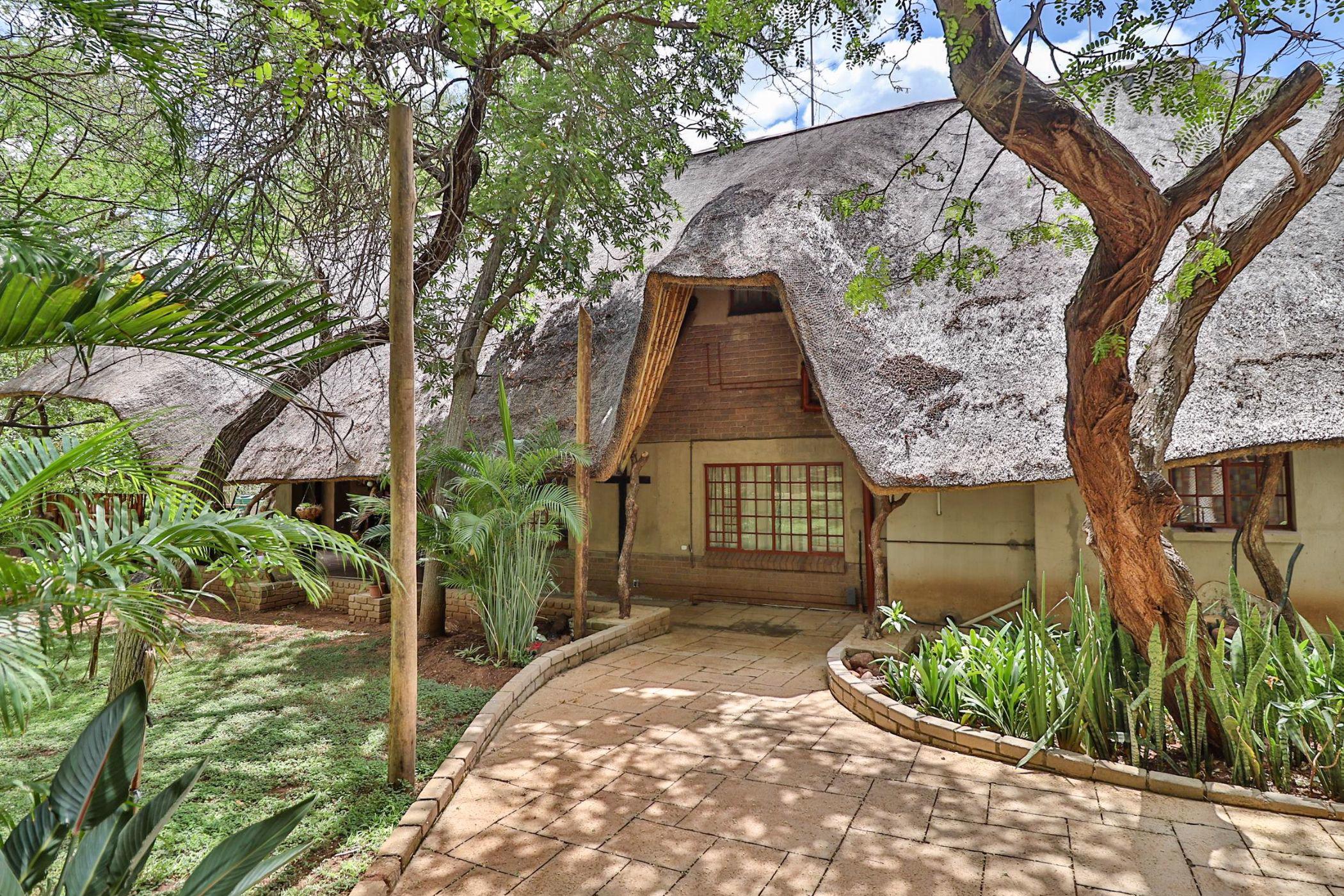 5 Bedroom Doublestorey House For Sale Marloth Park 1NK1512105