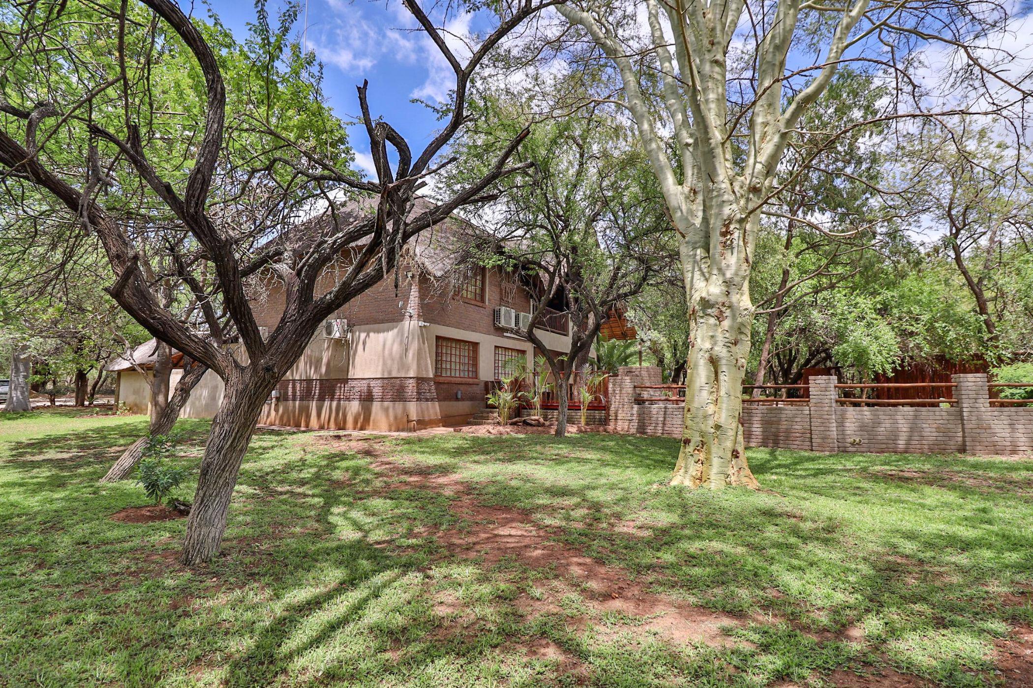 5 Bedroom Doublestorey House For Sale Marloth Park 1NK1512105