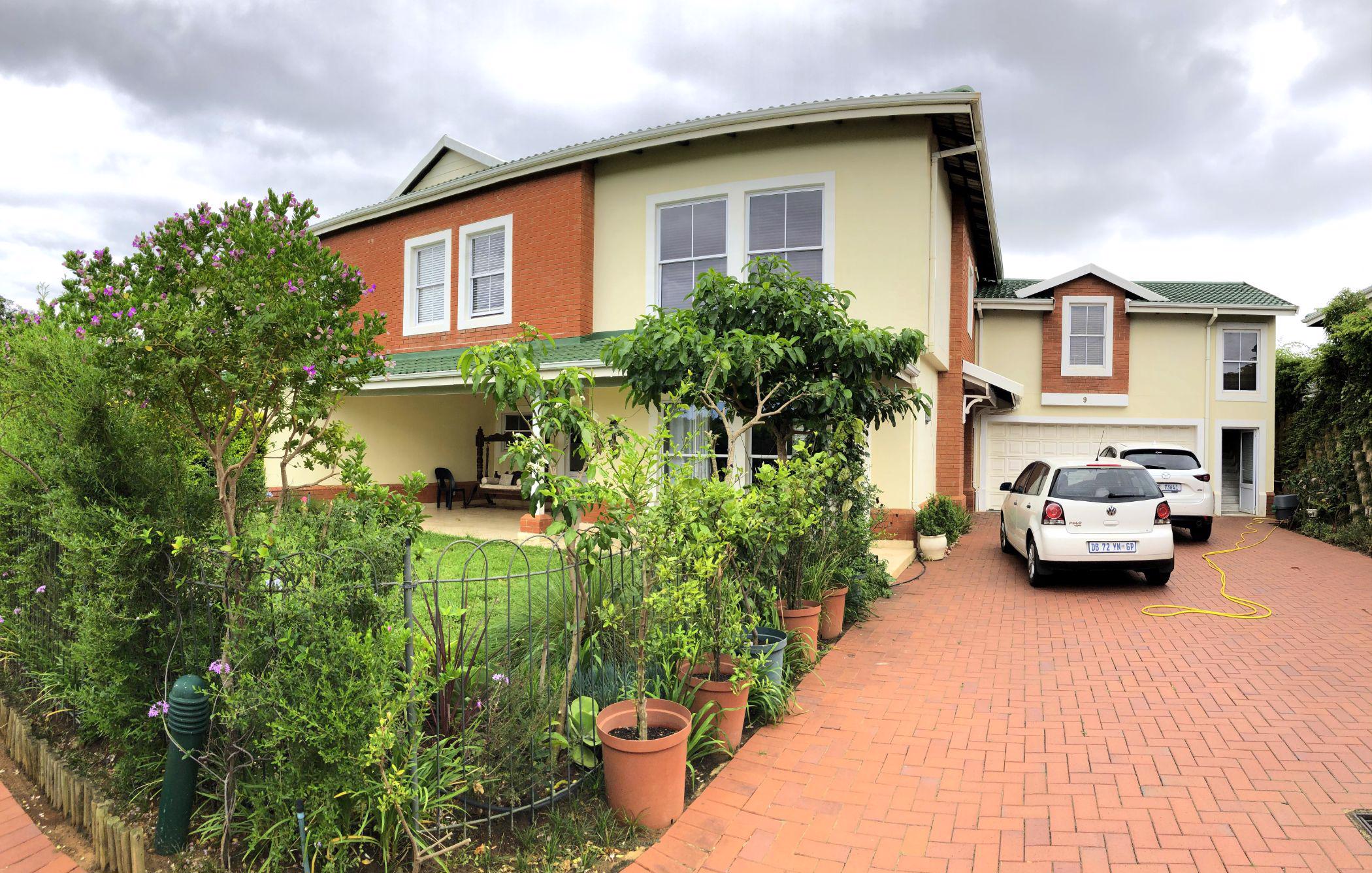 4 bedroom townhouse for sale in Mount Edgecombe Country Estate