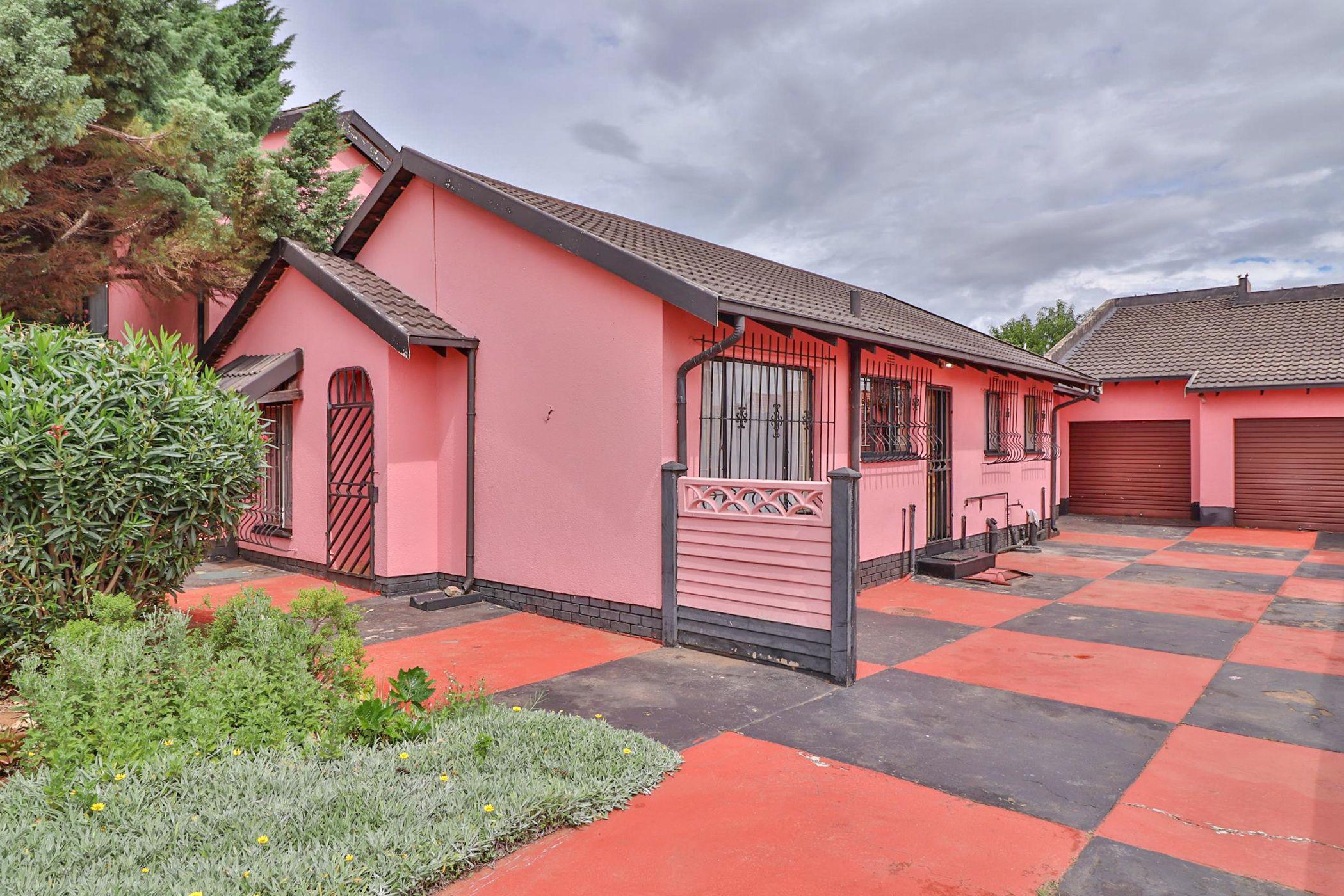 4 Bedroom House For Sale Ennerdale 1GV1505184 Pam Golding Properties