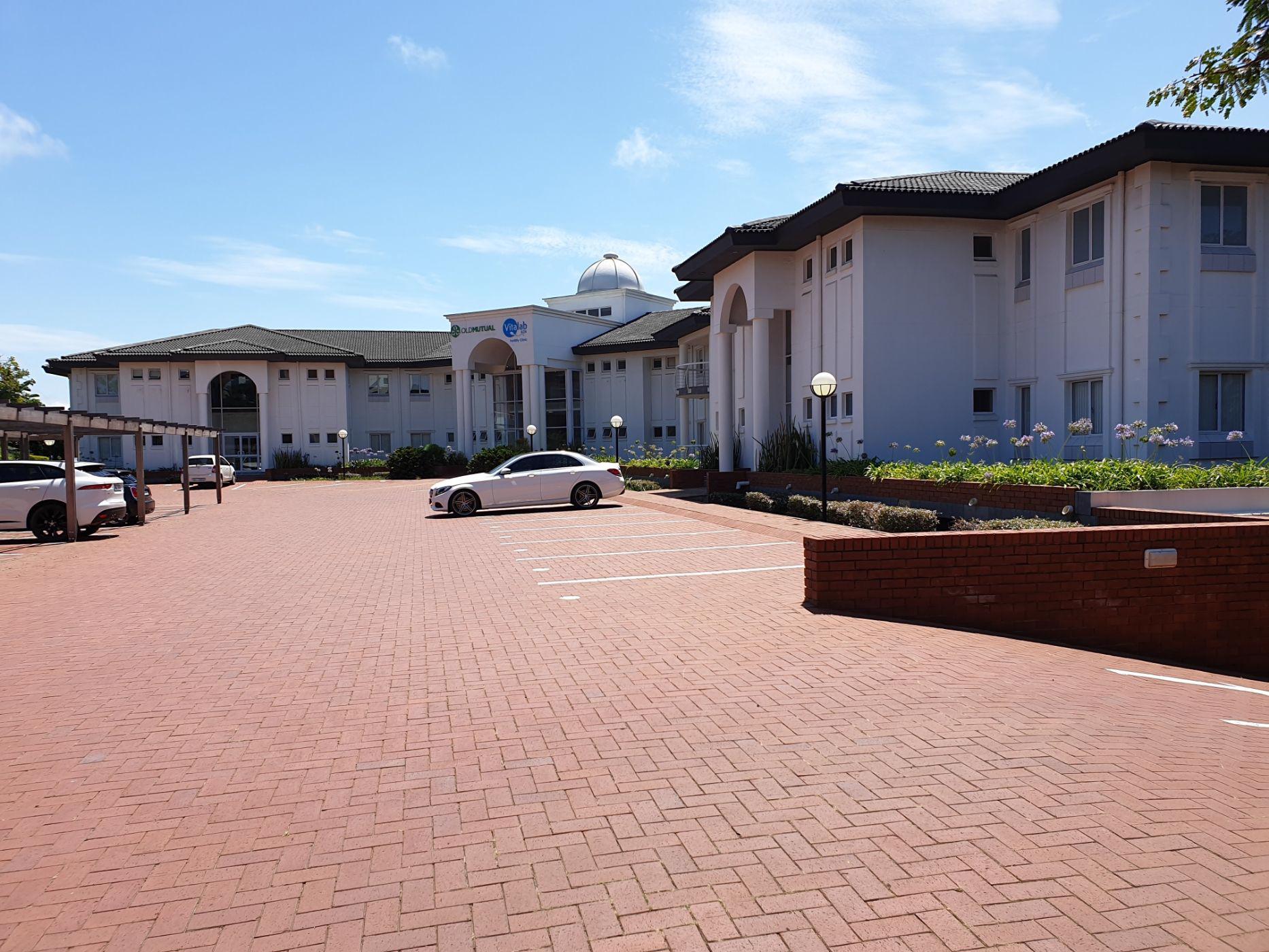 1917 m&sup2; commercial office for sale in uMhlanga Ridge