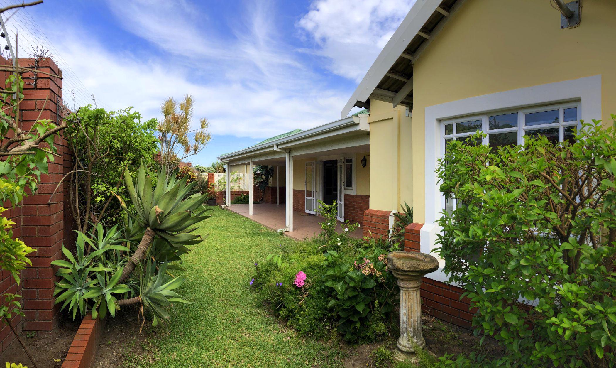 3 bedroom apartment for sale in Mount Edgecombe