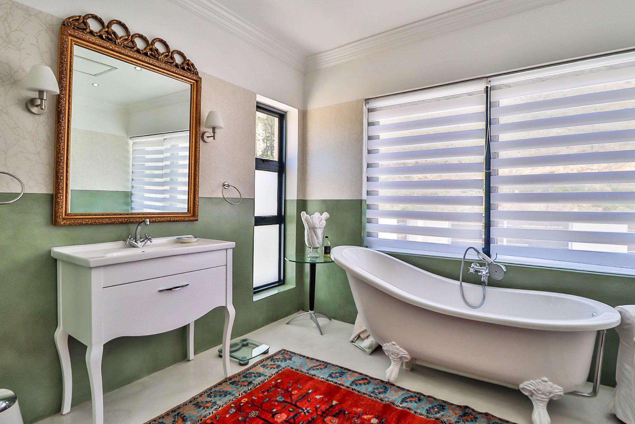 3 Bedroom Doublestorey House For Sale Hermanus Heights HF1640744