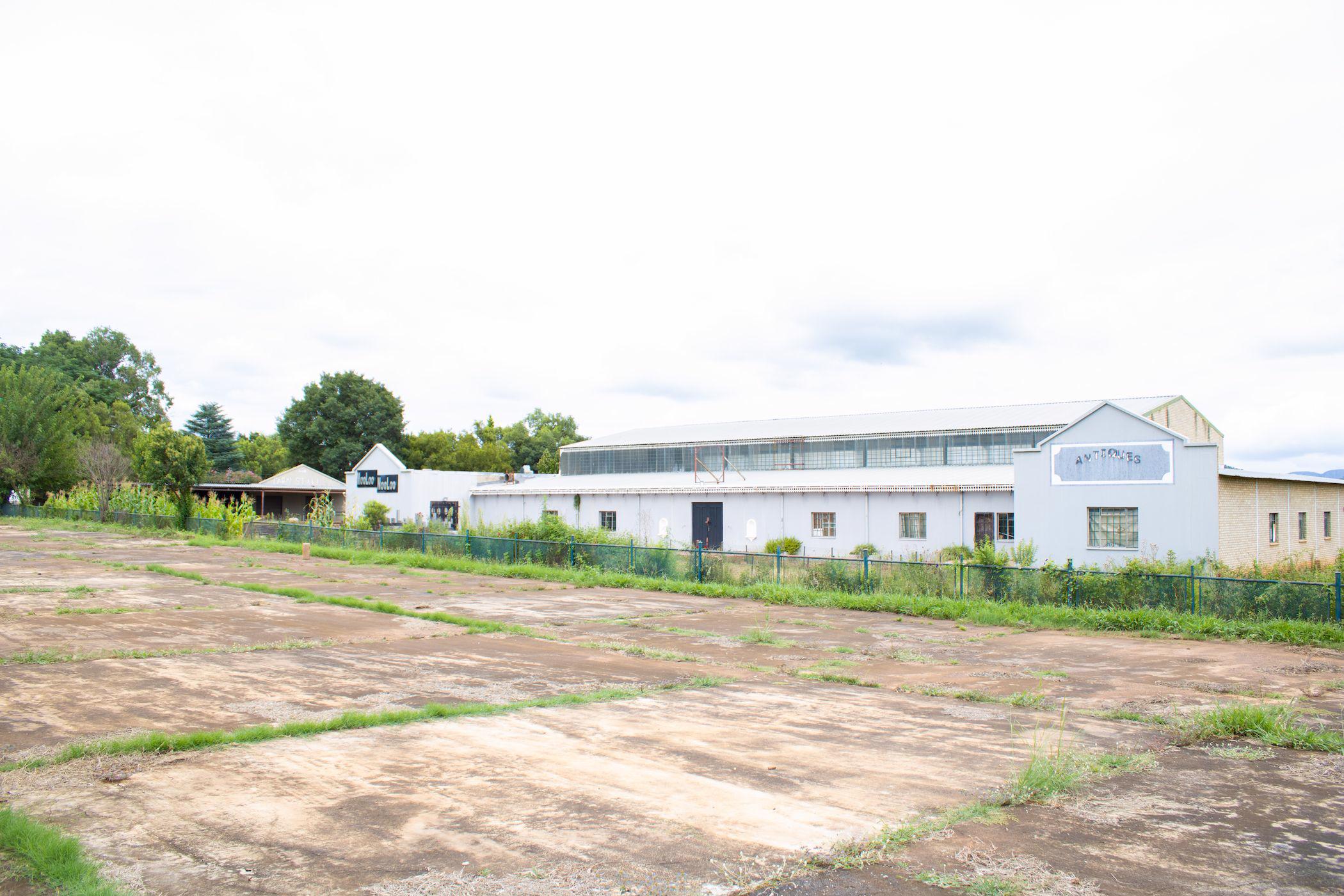7 hectare mixed use farm for sale in Broederstroom