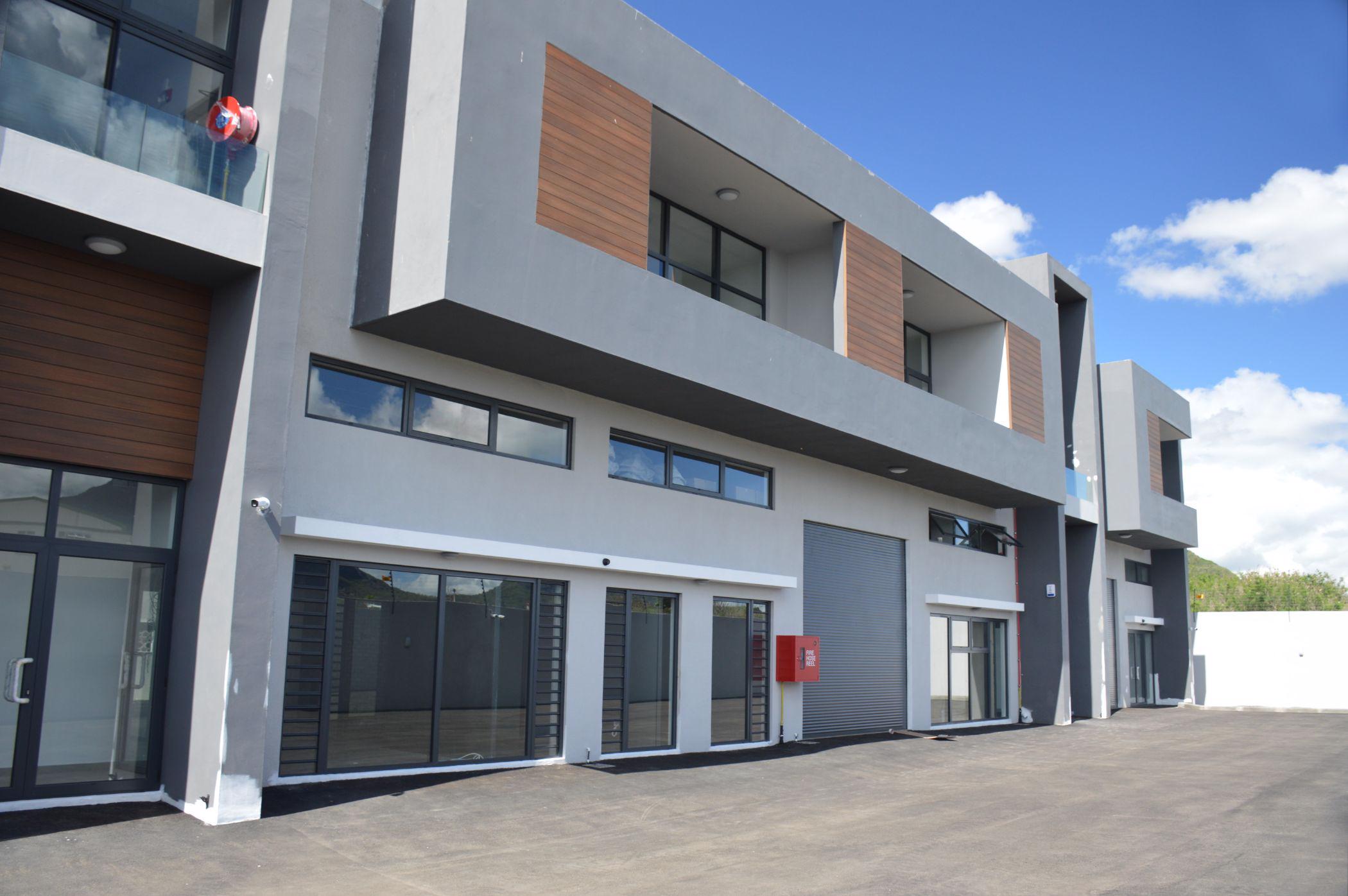 109 m&sup2; commercial office for sale in Bambous (Mauritius)