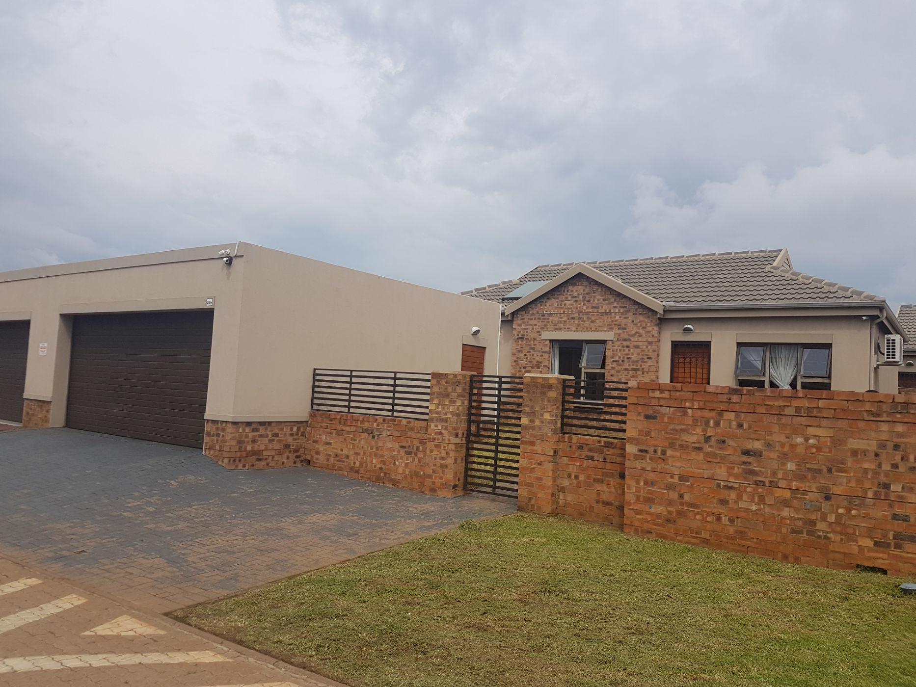 2 Bedroom Townhouse To Rent Witbank 1WD1517754 Pam Golding Properties