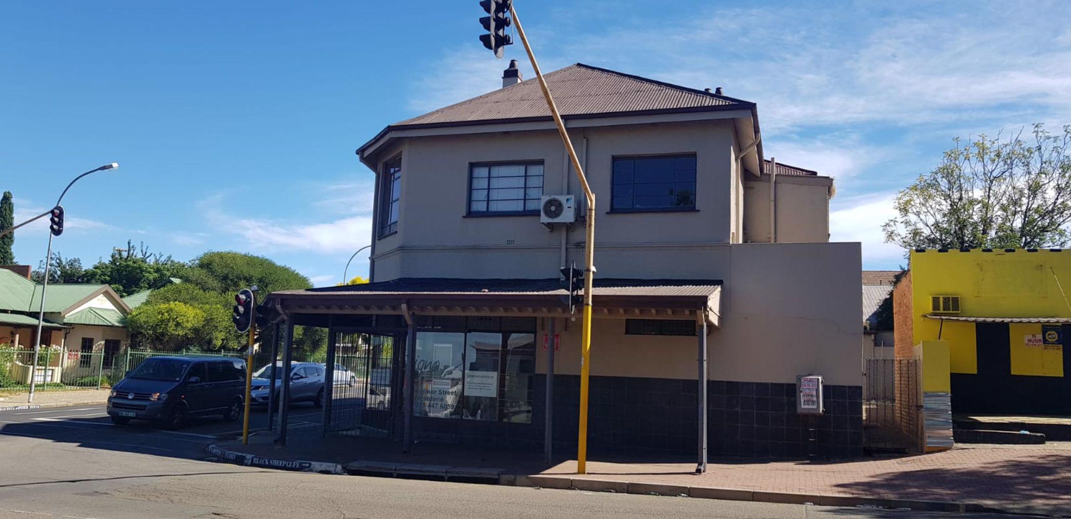 402 m2 Commercial Building For Sale Westdene (Bloemfontein