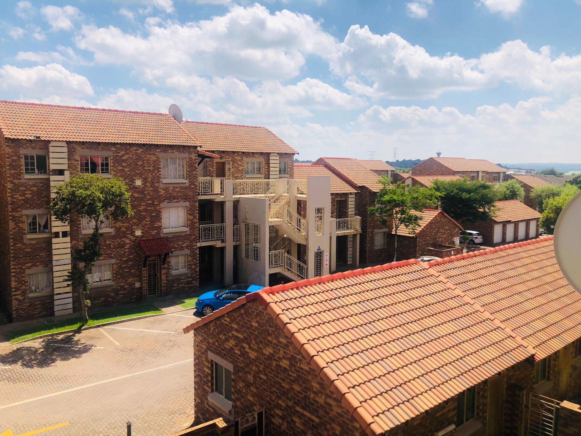 2 Bedroom Apartment For Sale Eco Park Estate CN1521122 Pam