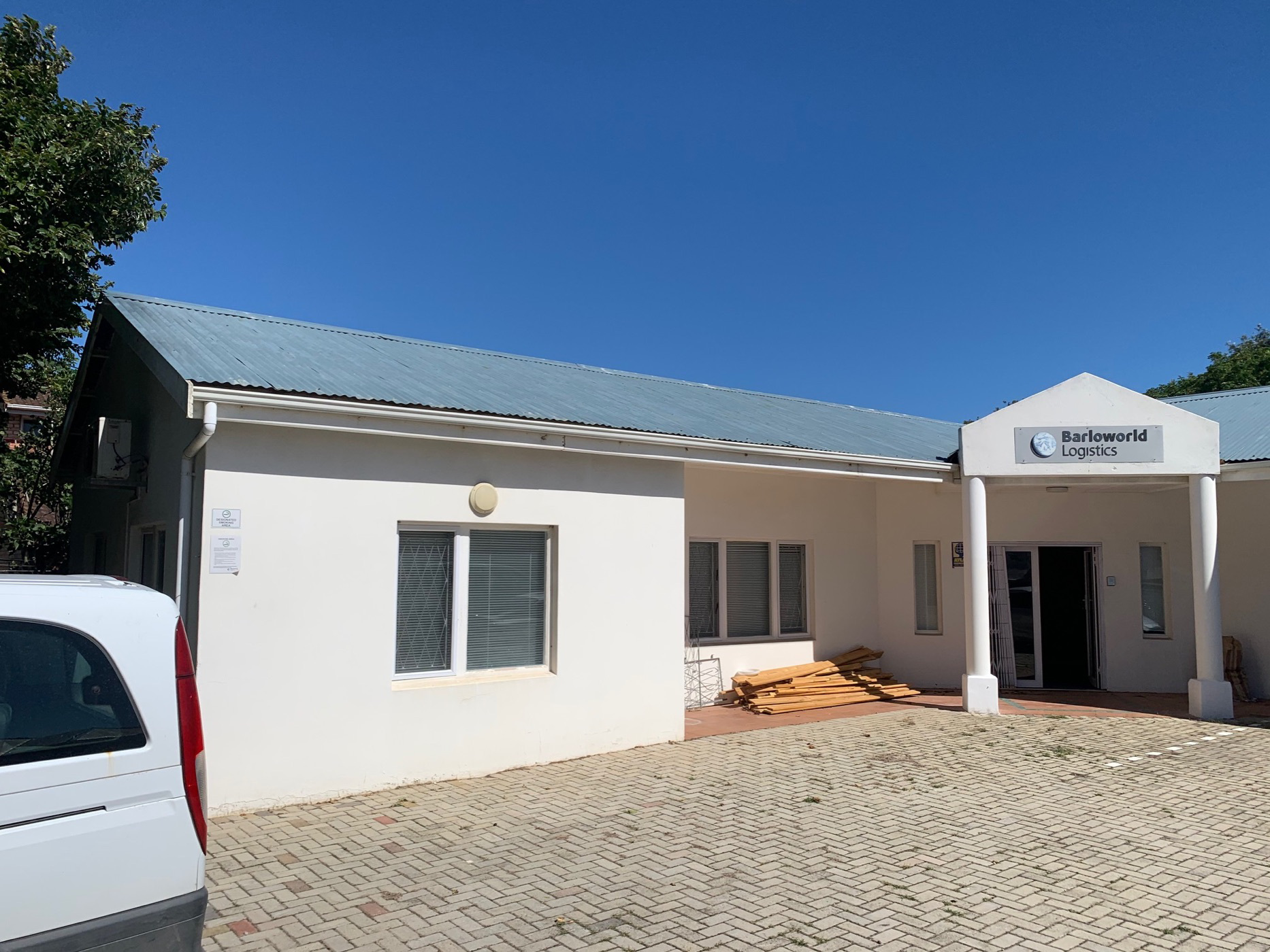 138 m2 Commercial Office To Rent Port Elizabeth (Gqeberha