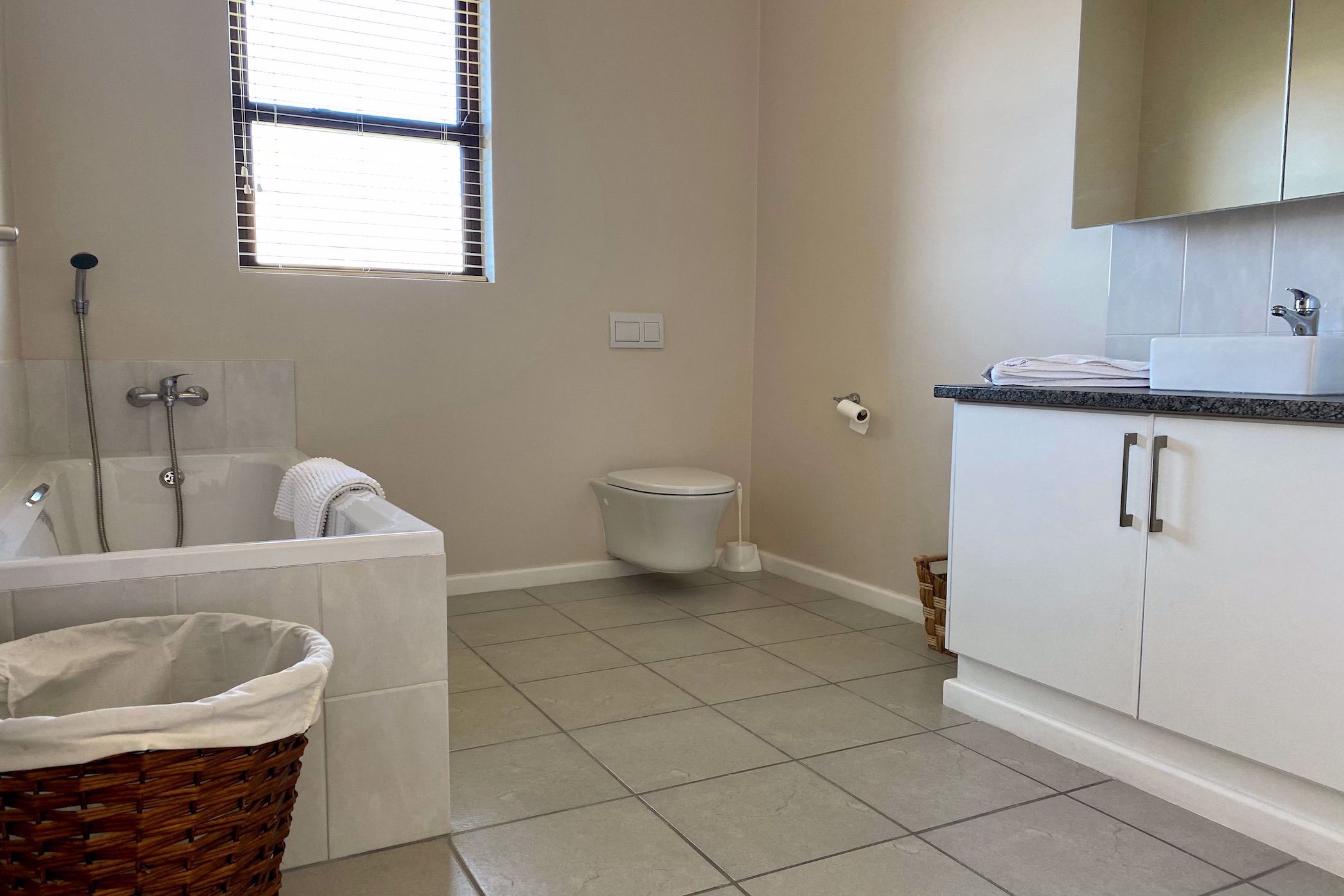 3 Bedroom House For Sale Whale Rock Gardens 1KG1630200 Pam