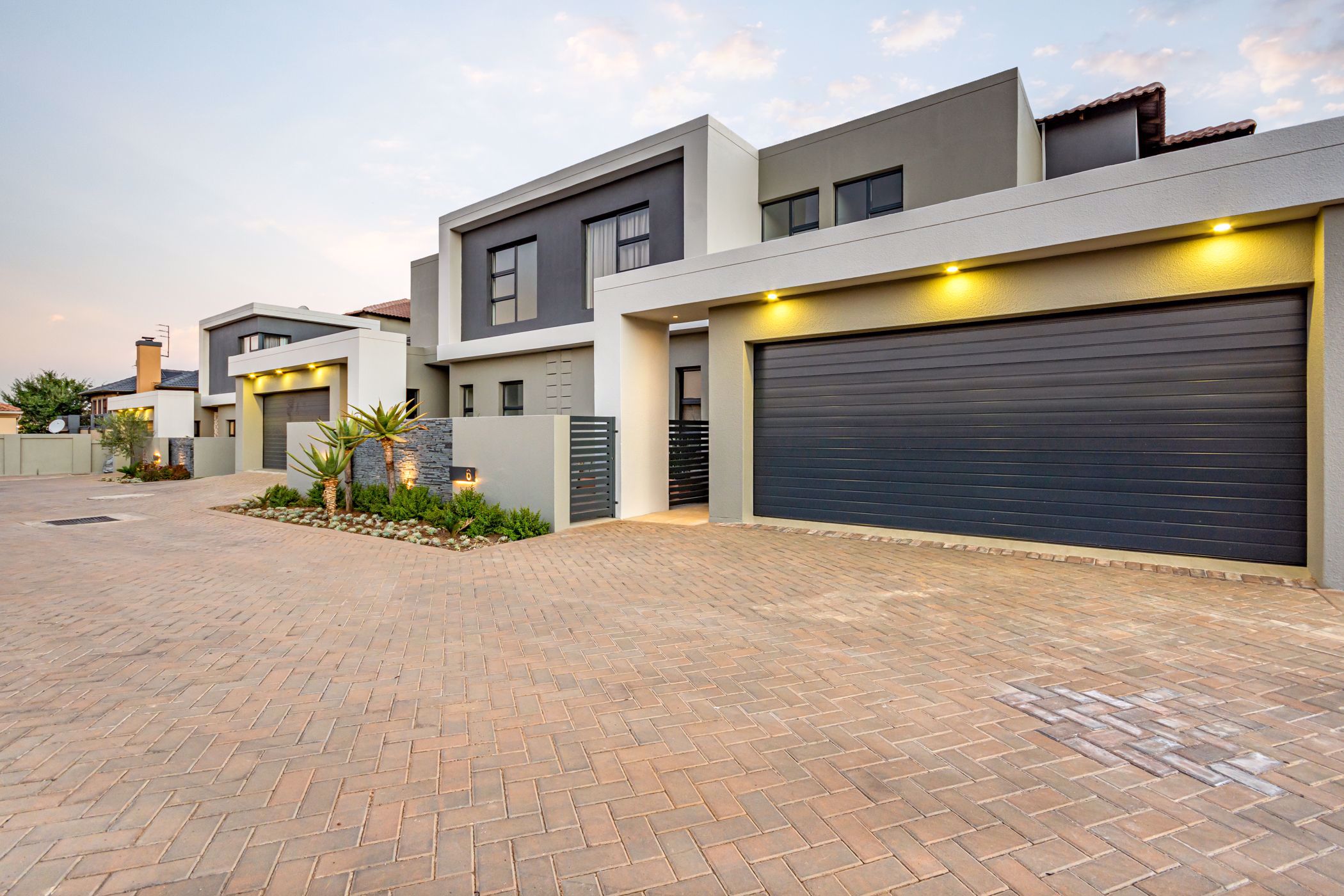 3 Bedroom Townhouse For Sale Aspen Hills 1GV1477501 Pam Golding