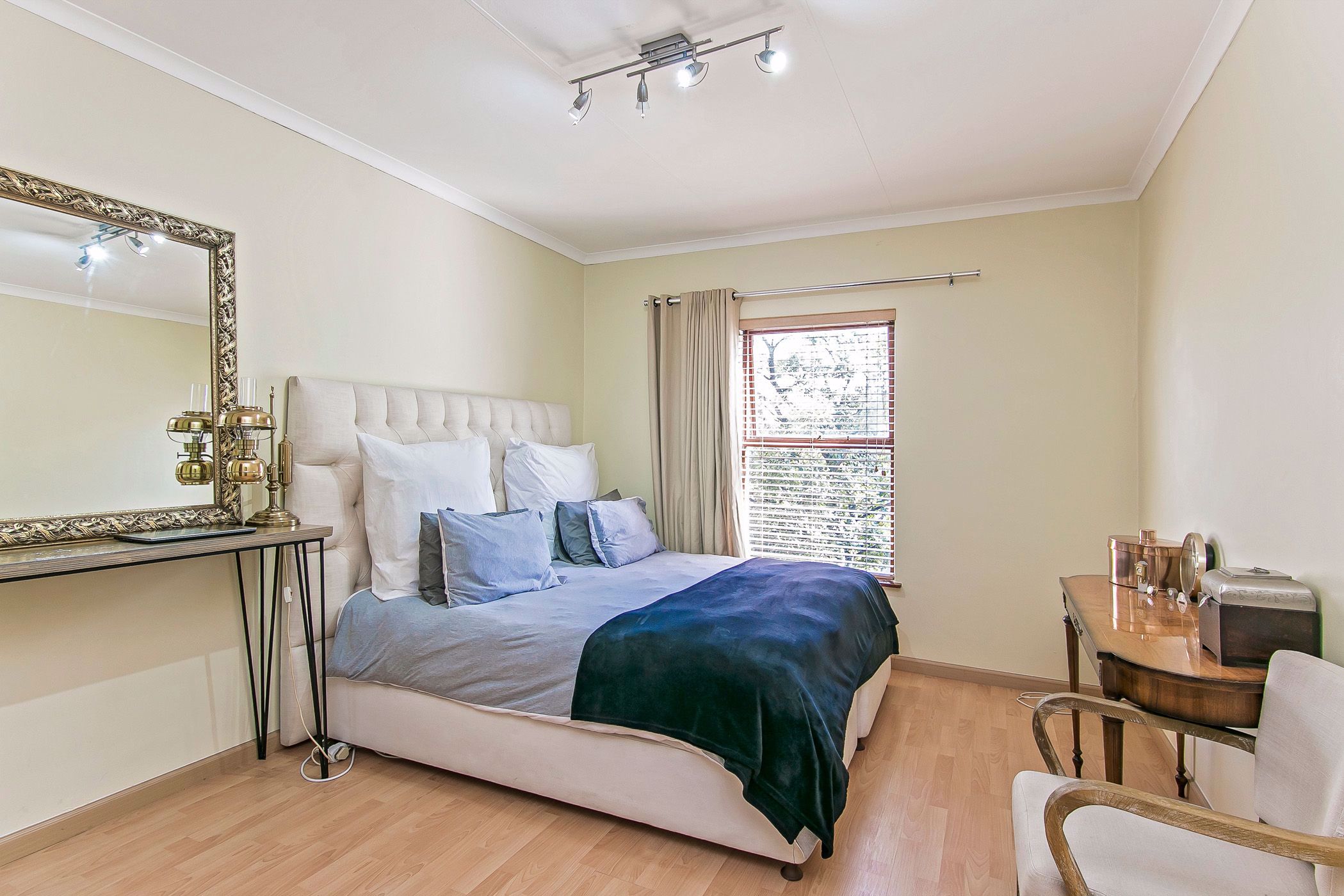 3 Bedroom Apartment For Sale Oaklands (Johannesburg) HP1529563