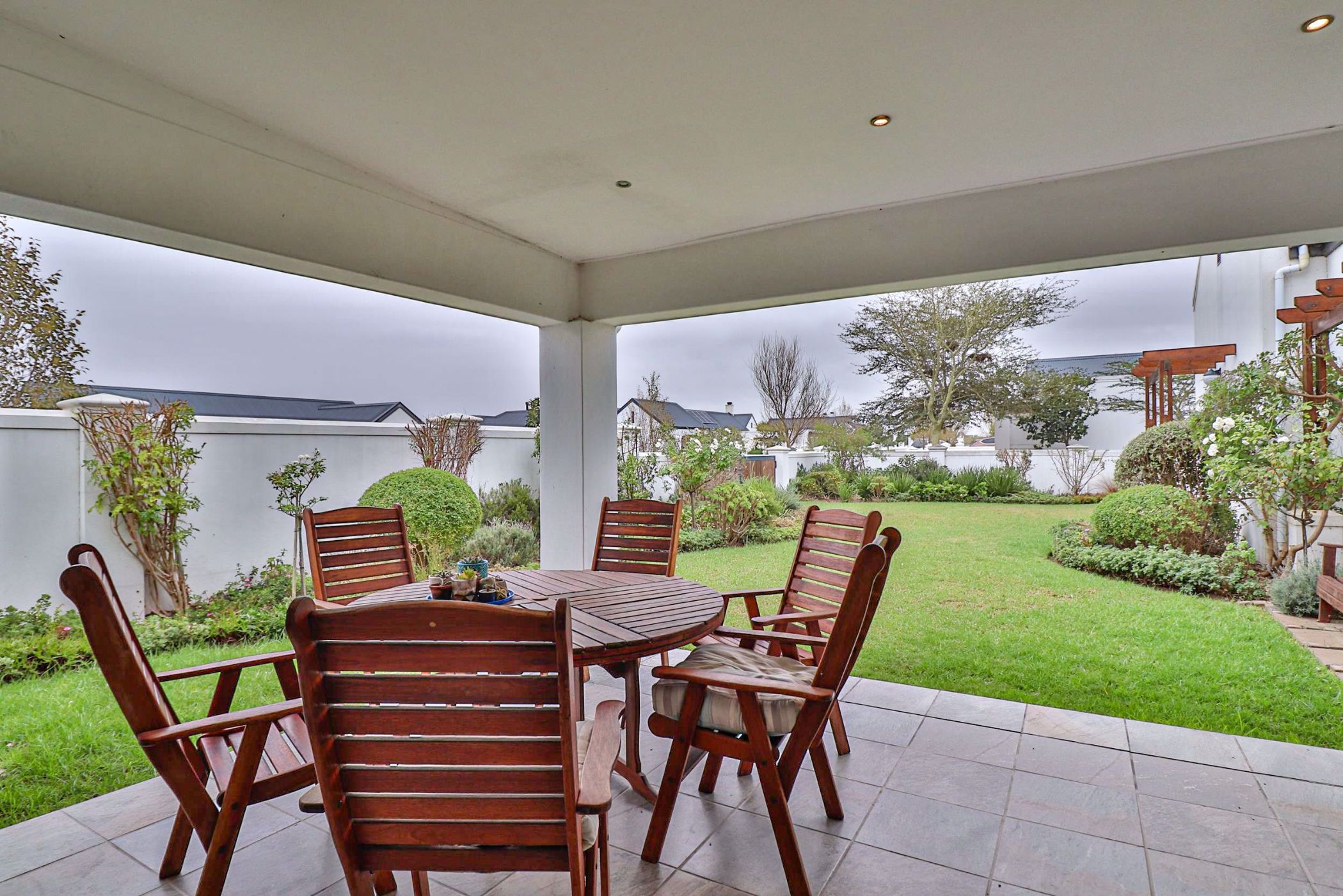 3 Bedroom House For Sale Croydon Olive Estate SW1529224 Pam