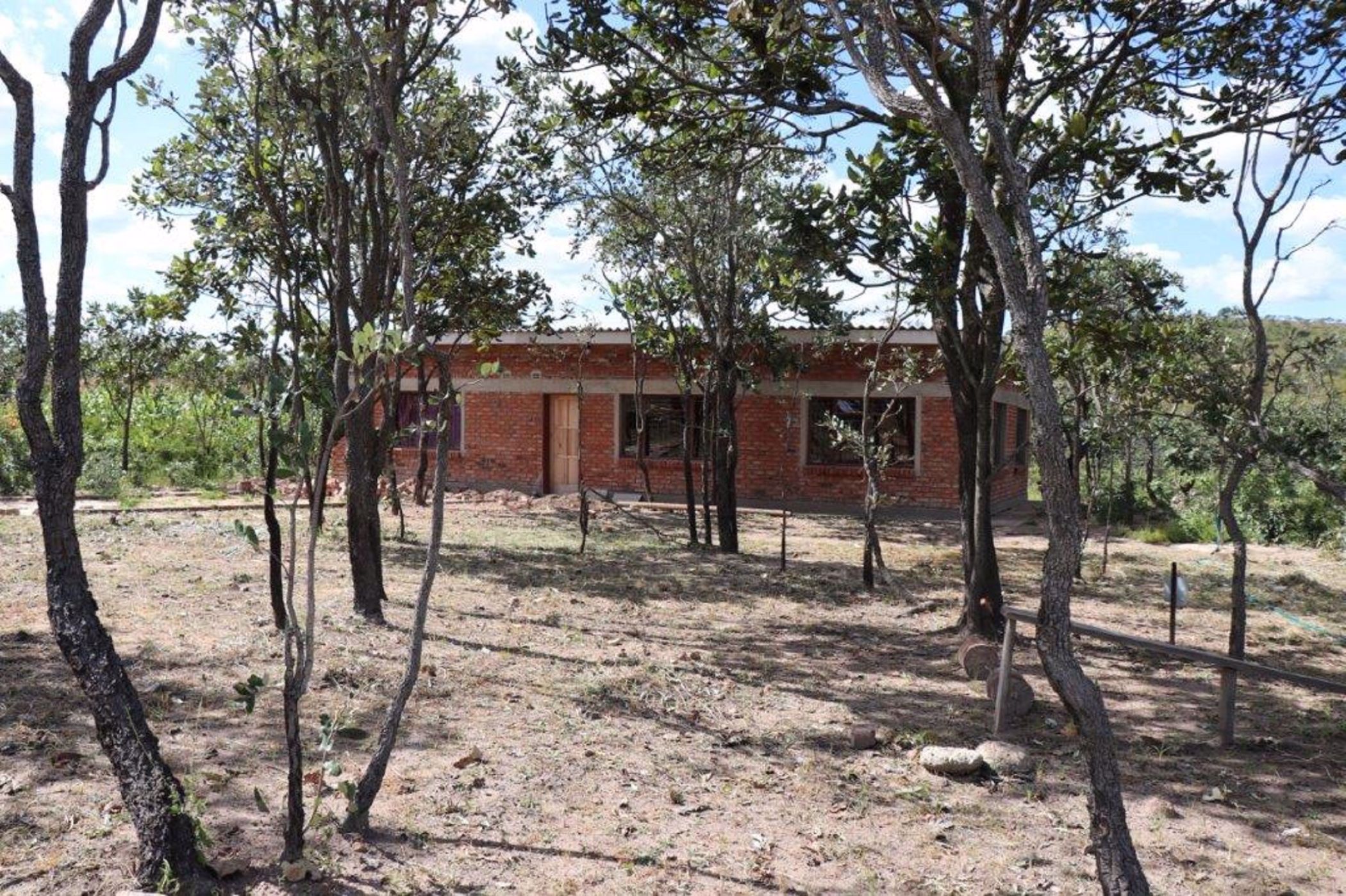 24500 m2 Farm Vacant Land For Sale Glen Forest (Zimbabwe