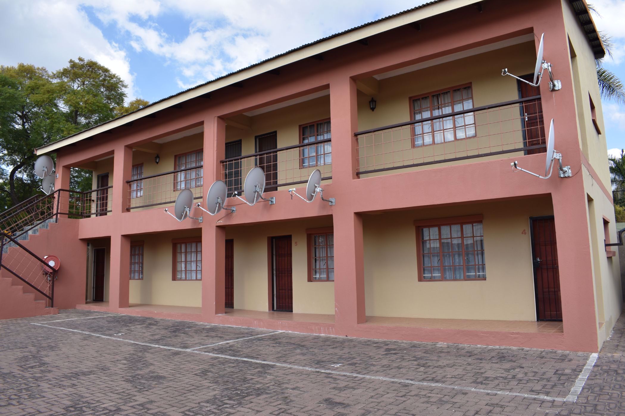 1586 m&sup2; block of flats for sale in Central (Polokwane)