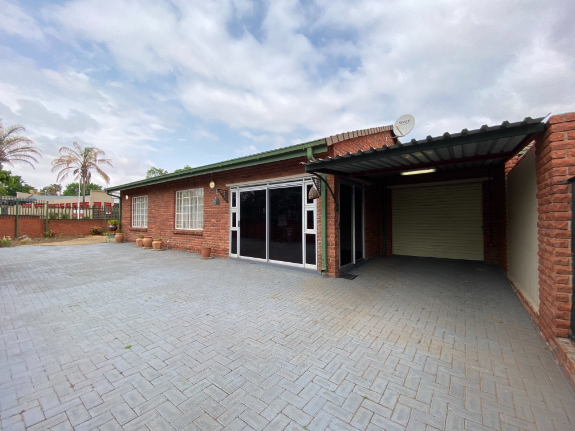 3 bedroom townhouse for sale in Newcastle