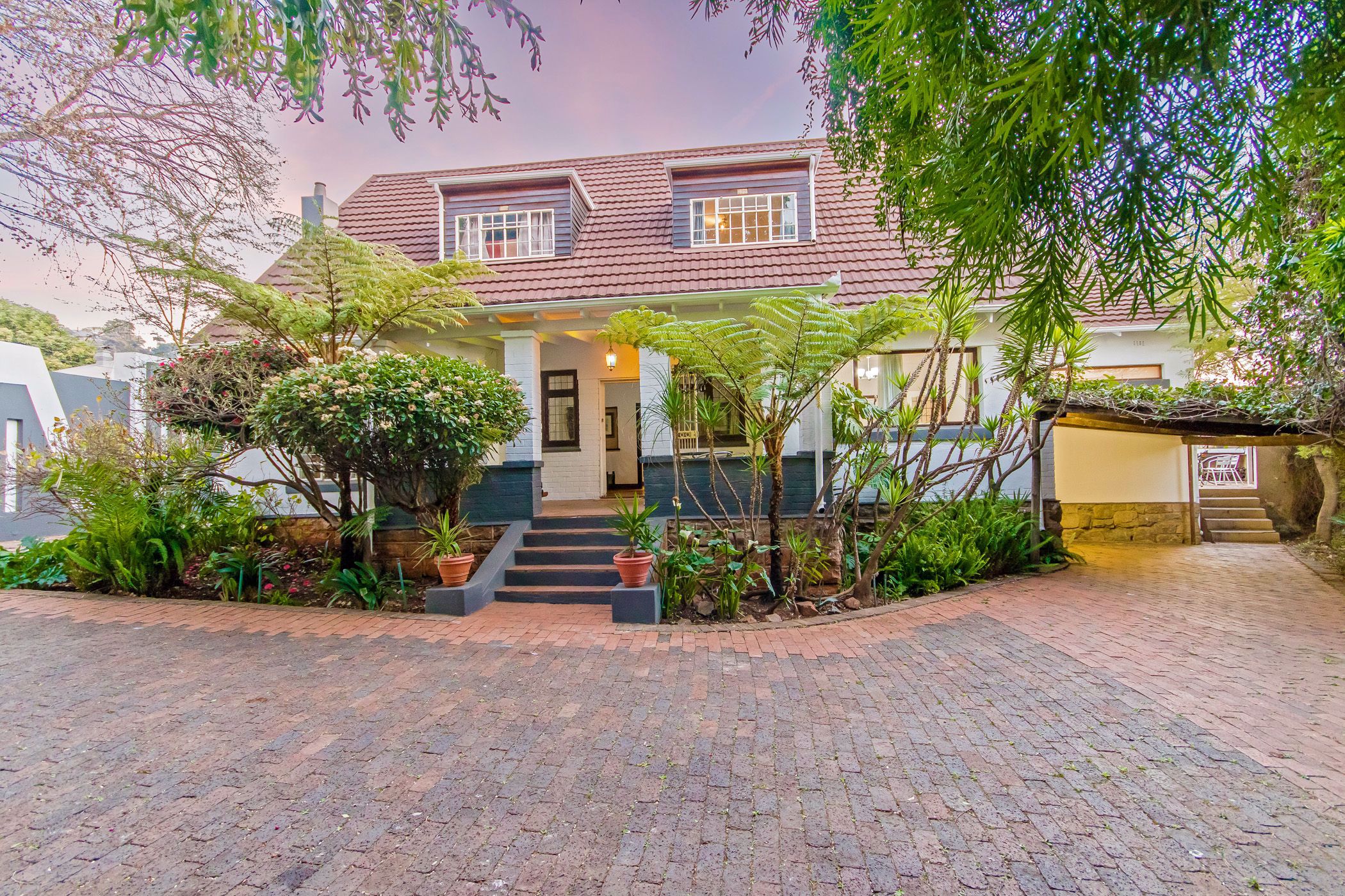 5 Bedroom House For Sale Fellside HP1573276 Pam Golding Properties