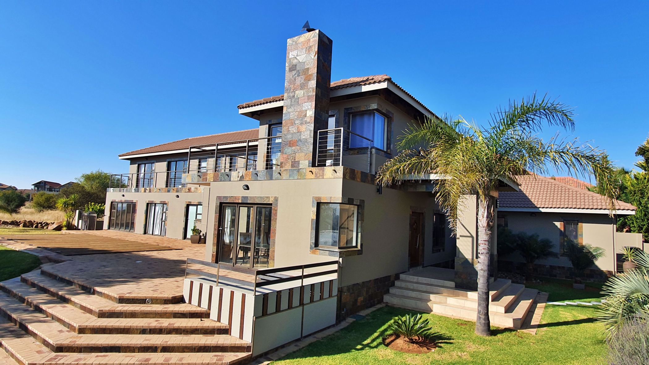 5 bedroom double-storey house for sale in Woodland Hills
