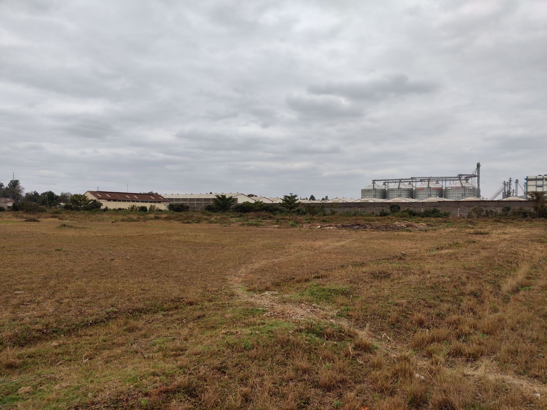 6 acres commercial vacant land for sale in Thika (Kenya)