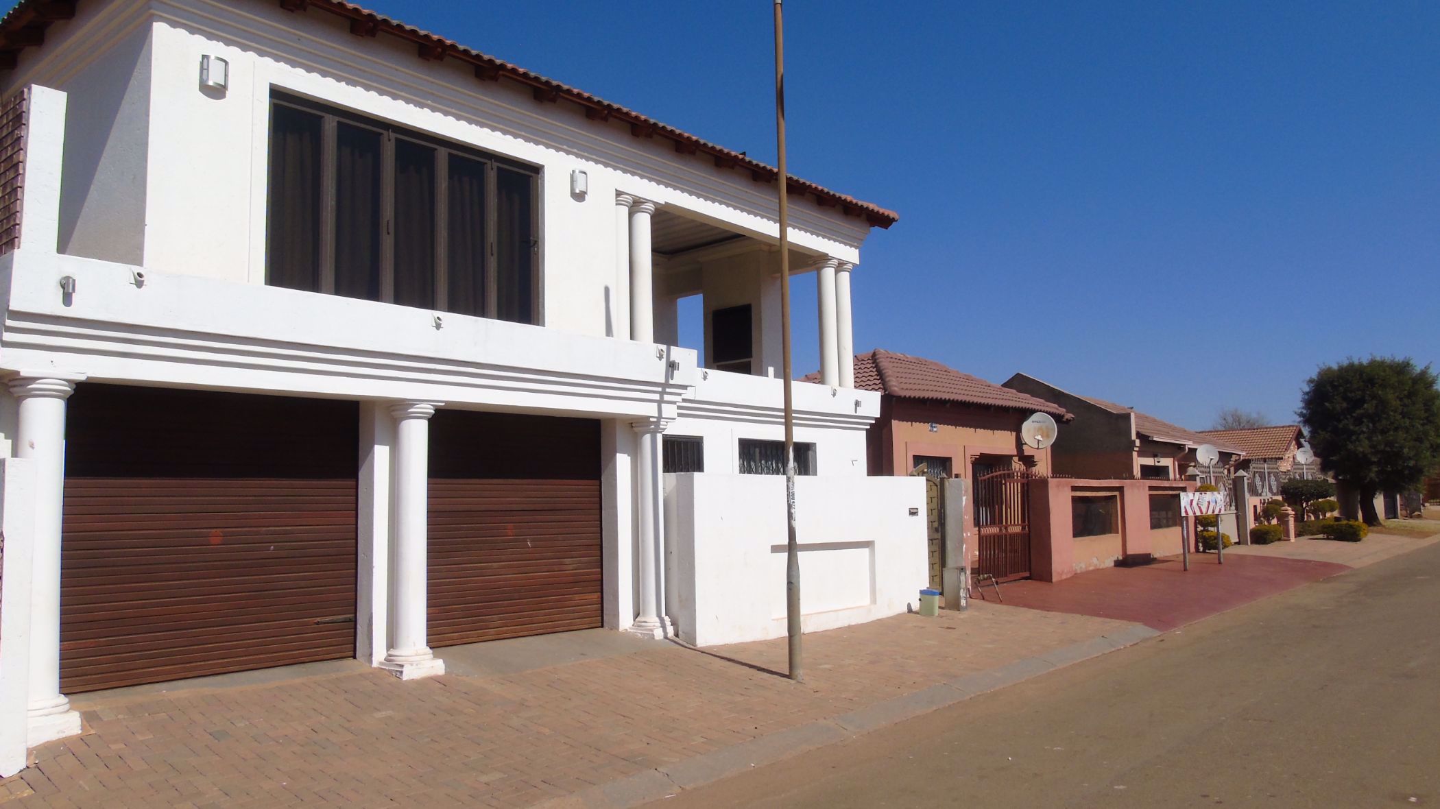 4 Bedroom Doublestorey House For Sale Mamelodi PT1537325 Pam