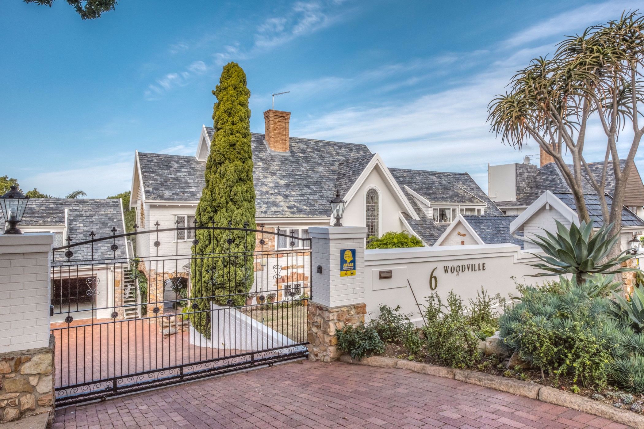 5 Bedroom House For Sale Mill Park 1PLZ1538478 Pam Golding Properties